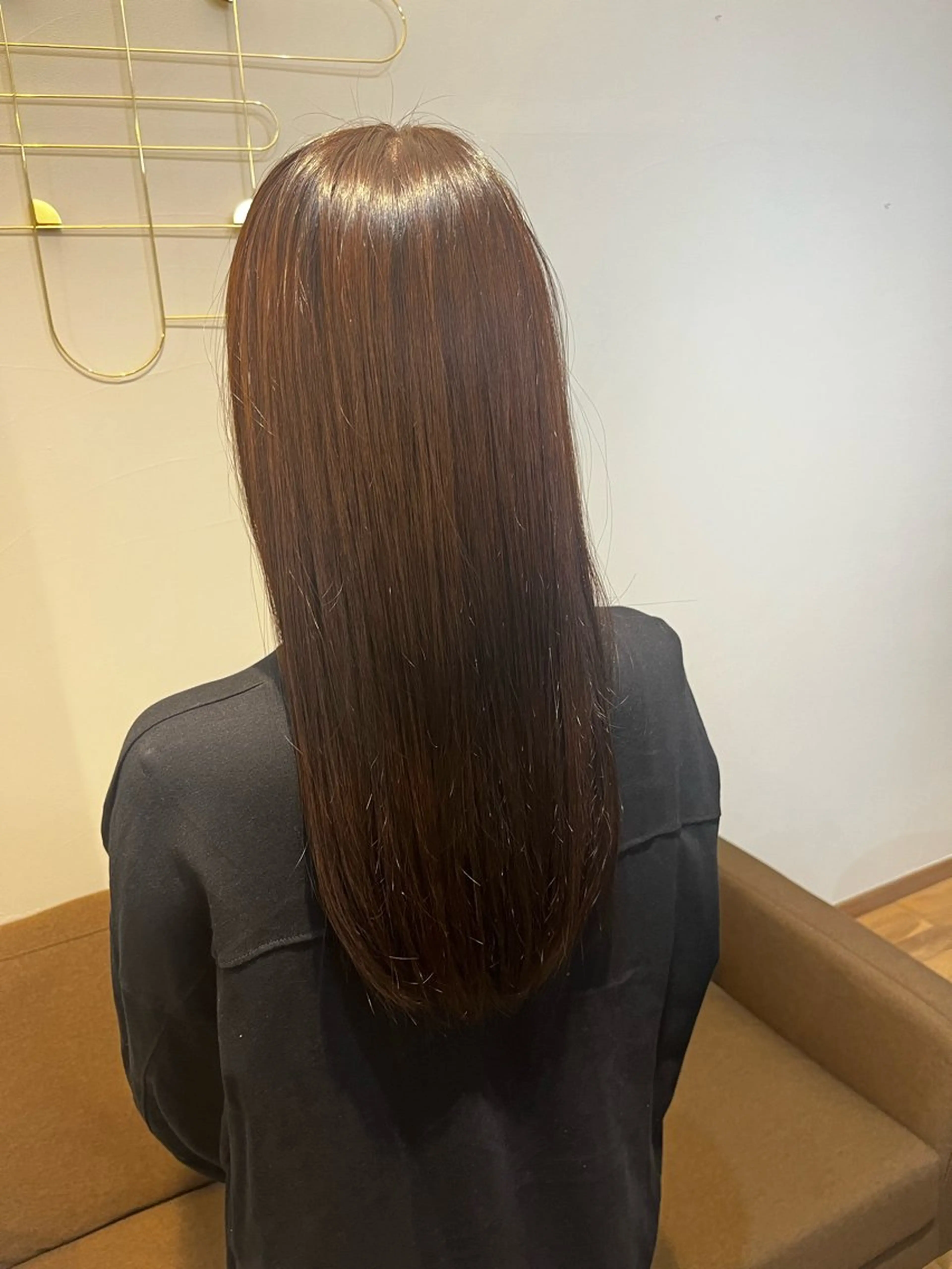 ロング カラー 臺 佳連のヘアスタイル