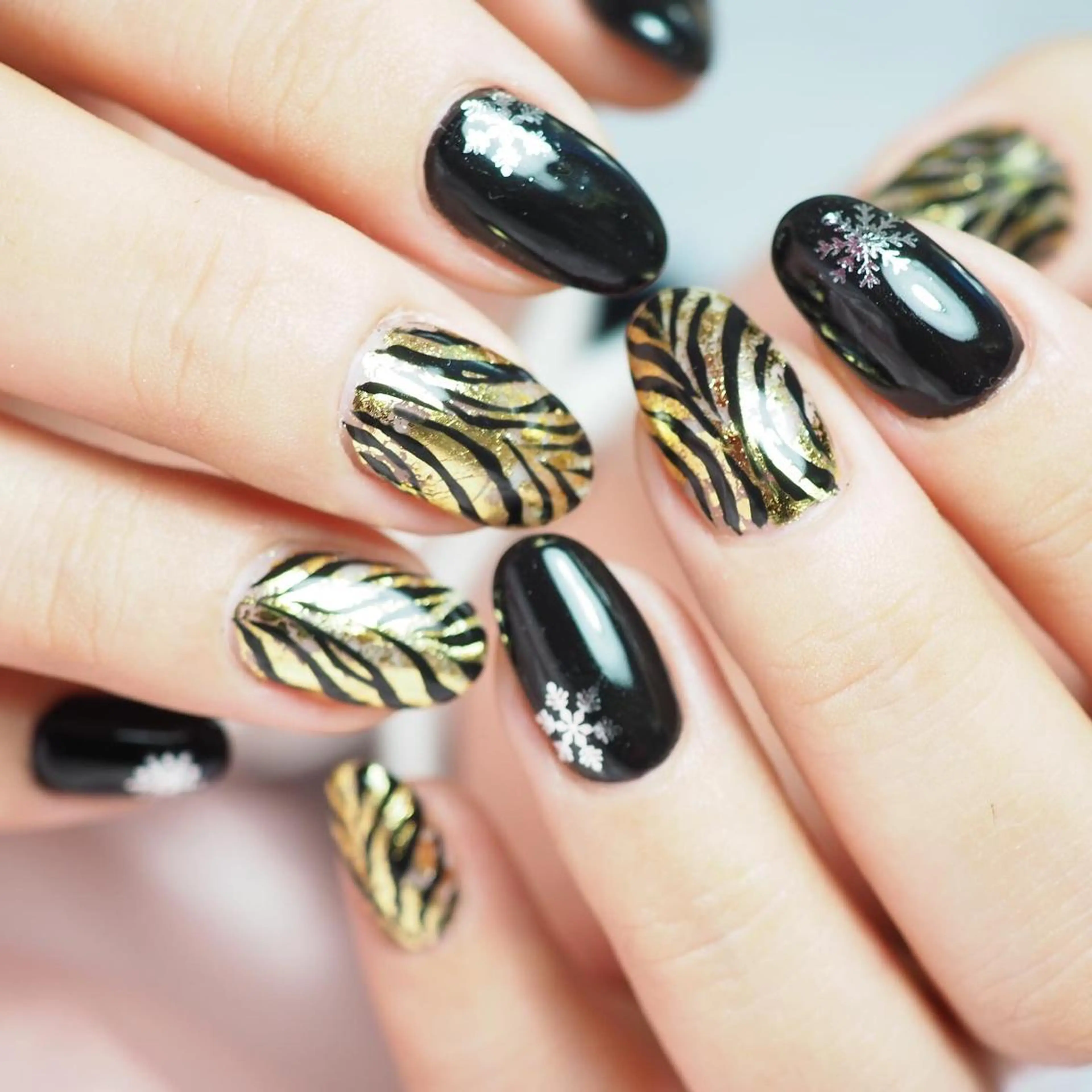 ネイル ハンドネイル 深爪を断らない スカルプ高評価店のネイルデザイン