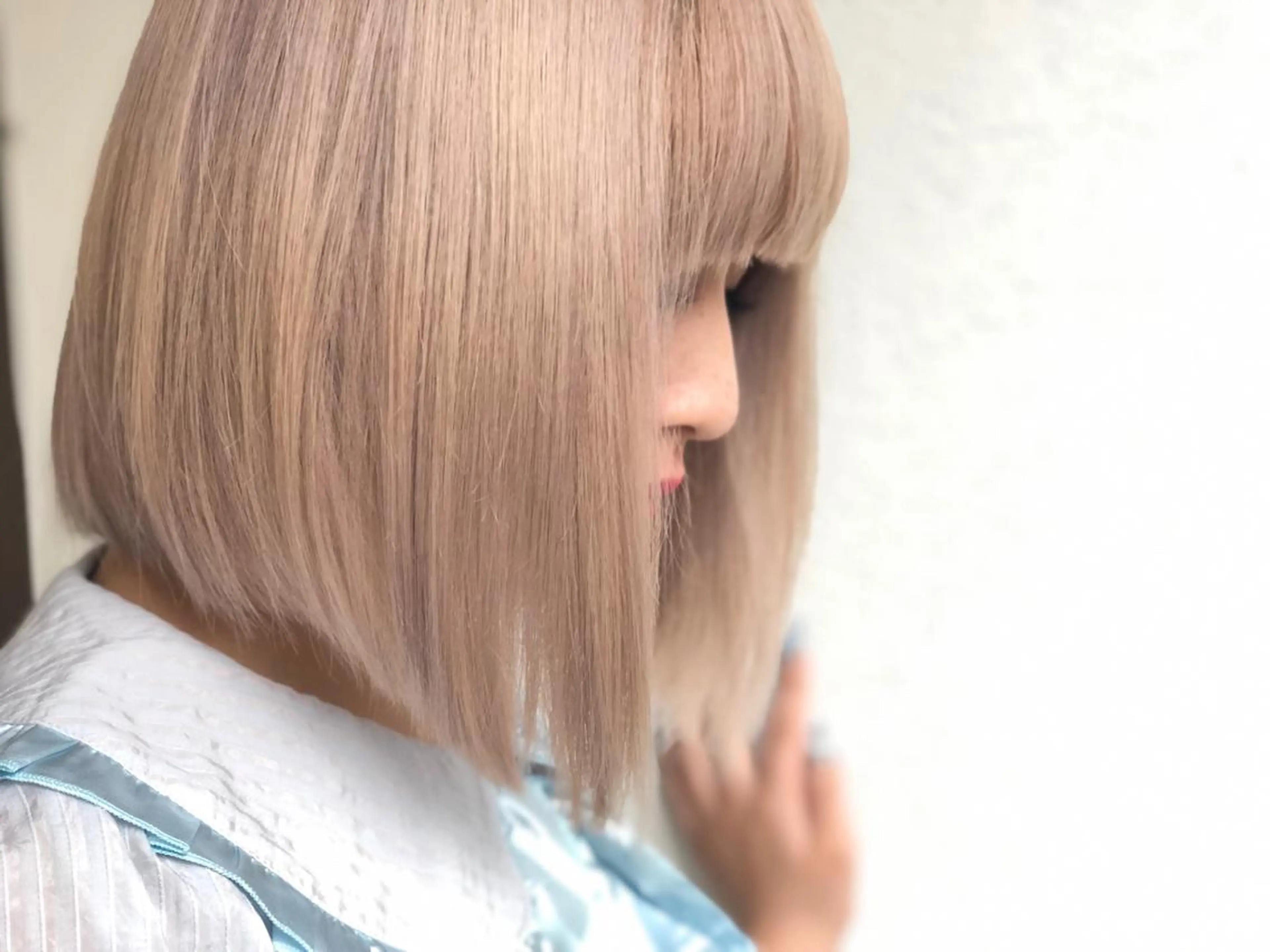 ショート カラー ブリーチ 加藤 利基のヘアスタイル