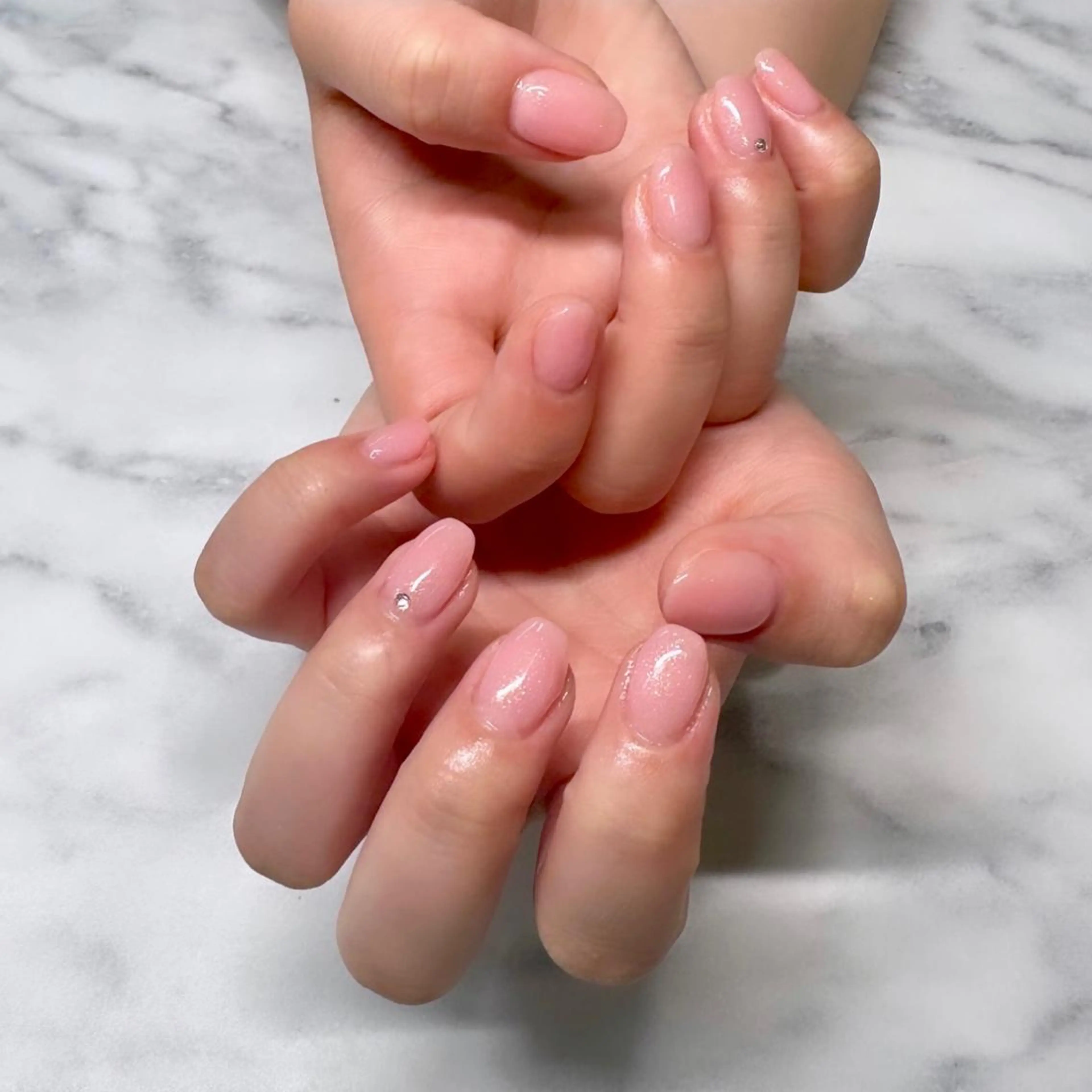 ネイル ストーンネイル ハンドネイル Bianca浦和西口 竹ノ内  愛彩のネイルデザイン