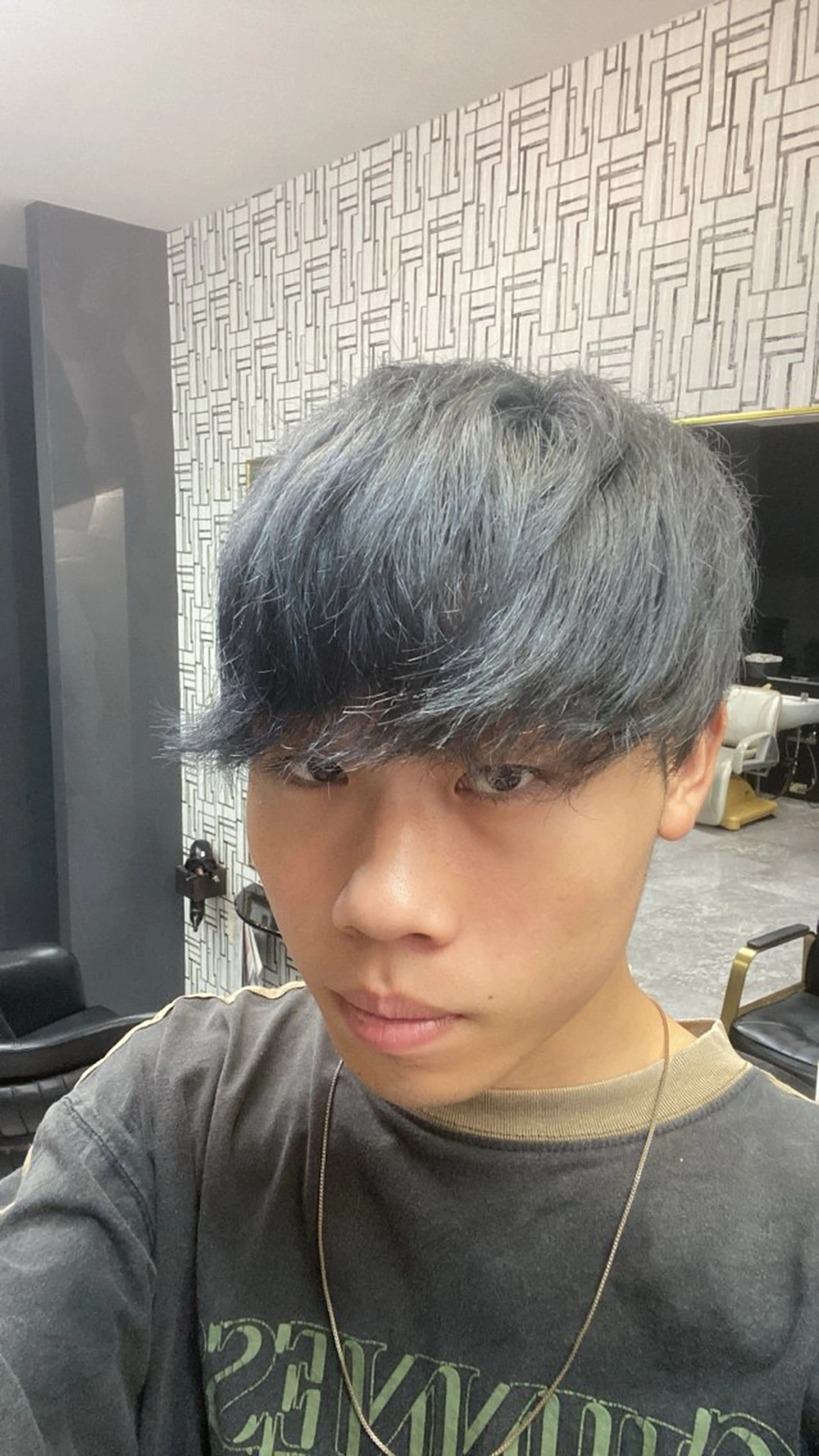 ショート ヘアカラー 池田 亮雅のヘアスタイル