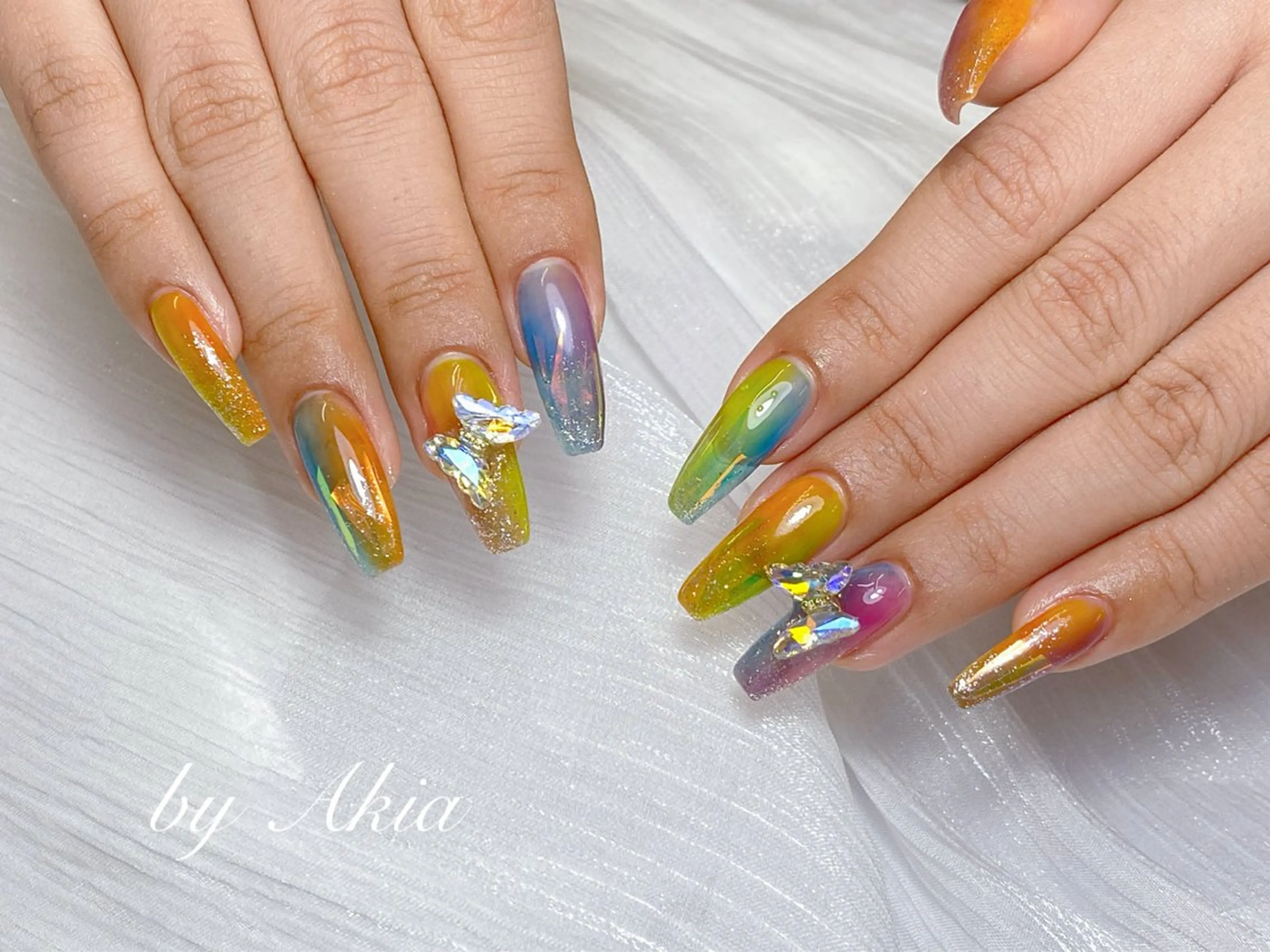 ネイル ハンドネイル ハンドケア 閨匠ビューティサロン 銀座店のネイルデザイン