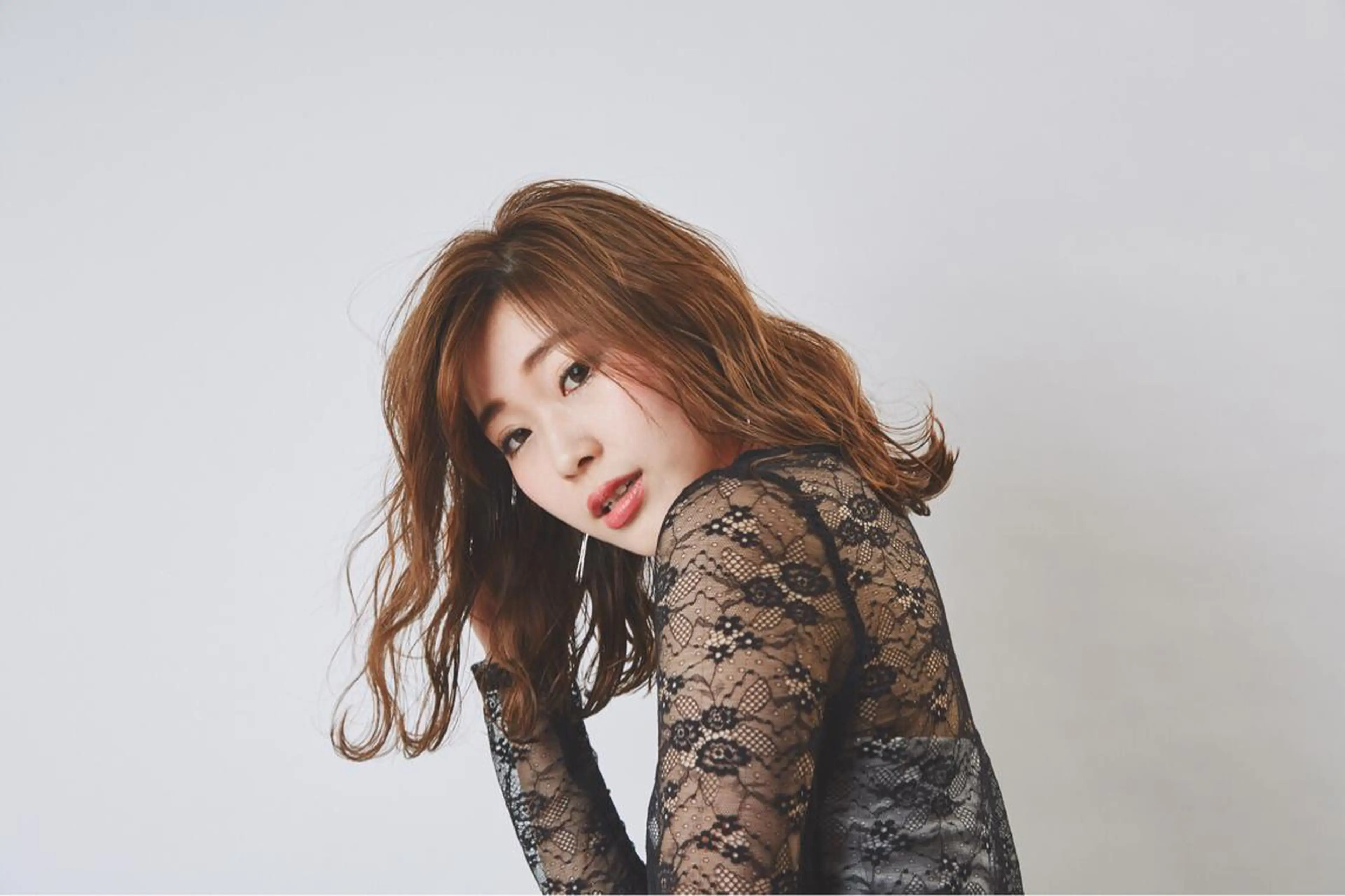 ミディアム カラー パーマ ヘアアレンジ メンズ キッズ ネイル マツエク・マツパ アティリー 西梅田のヘアスタイル