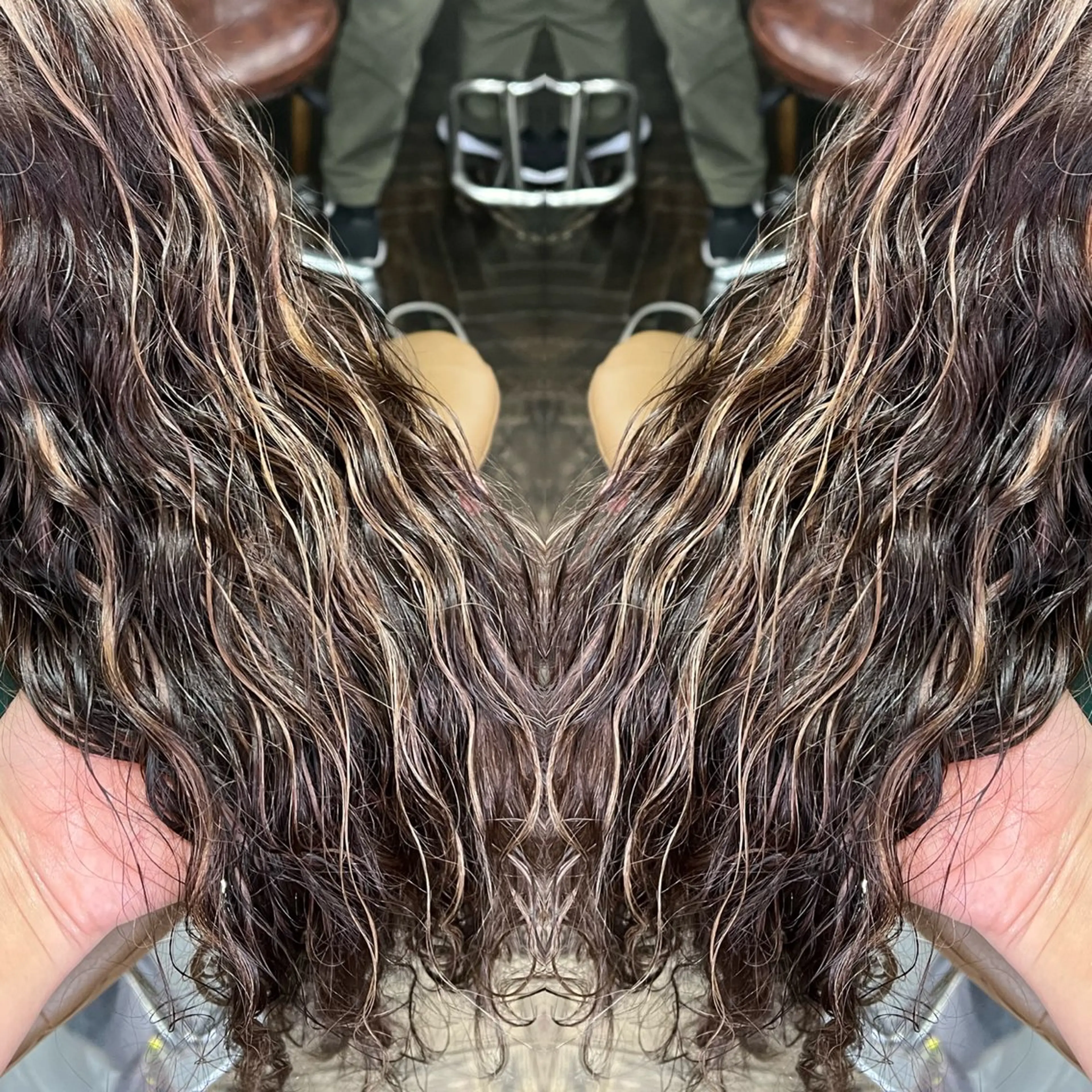 ロング カラー レイヤー/ボブ/ ミニボブ/AOIのヘアスタイル