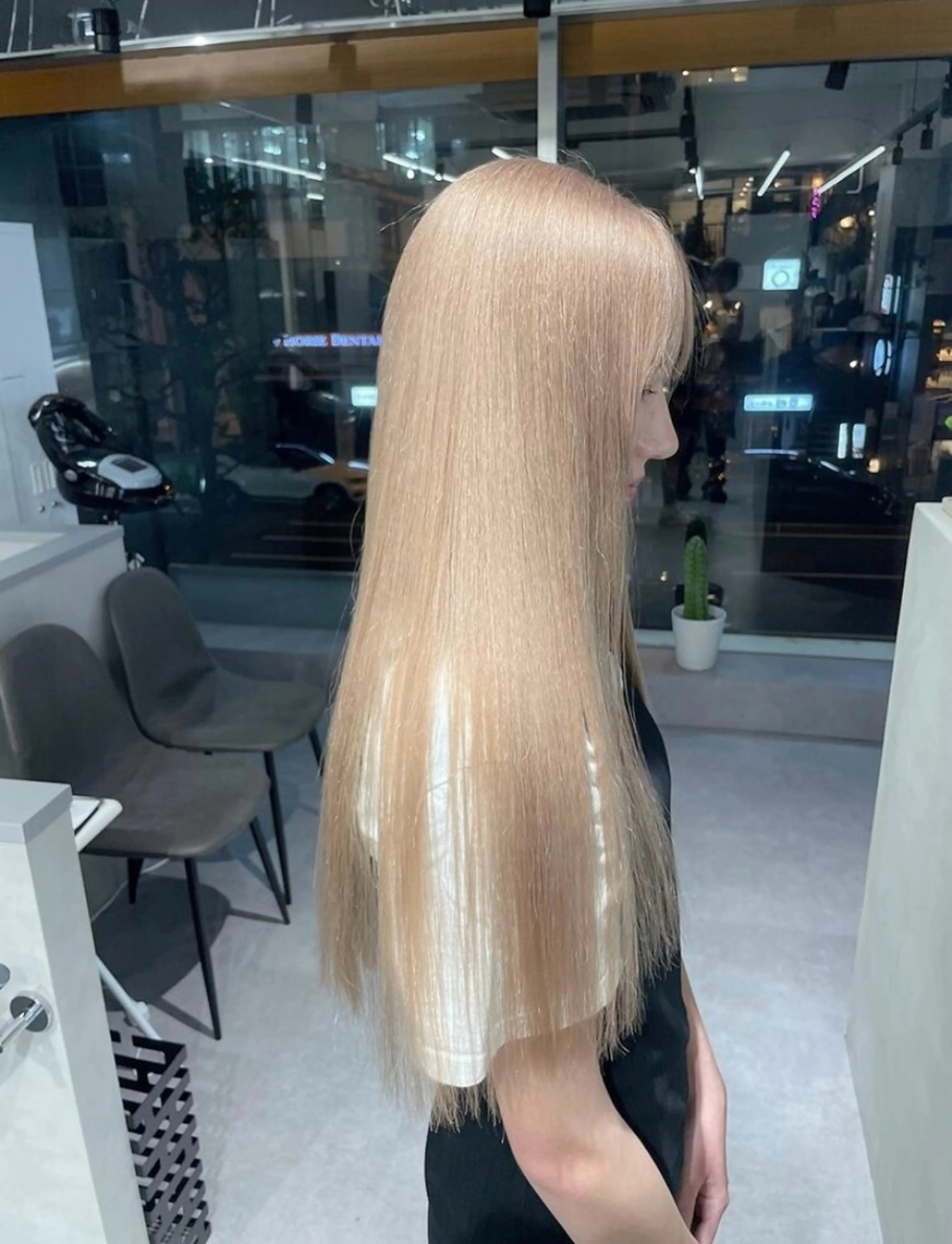 ロング カラー ハイトーン/北堀江 💎Shoseiのヘアスタイル
