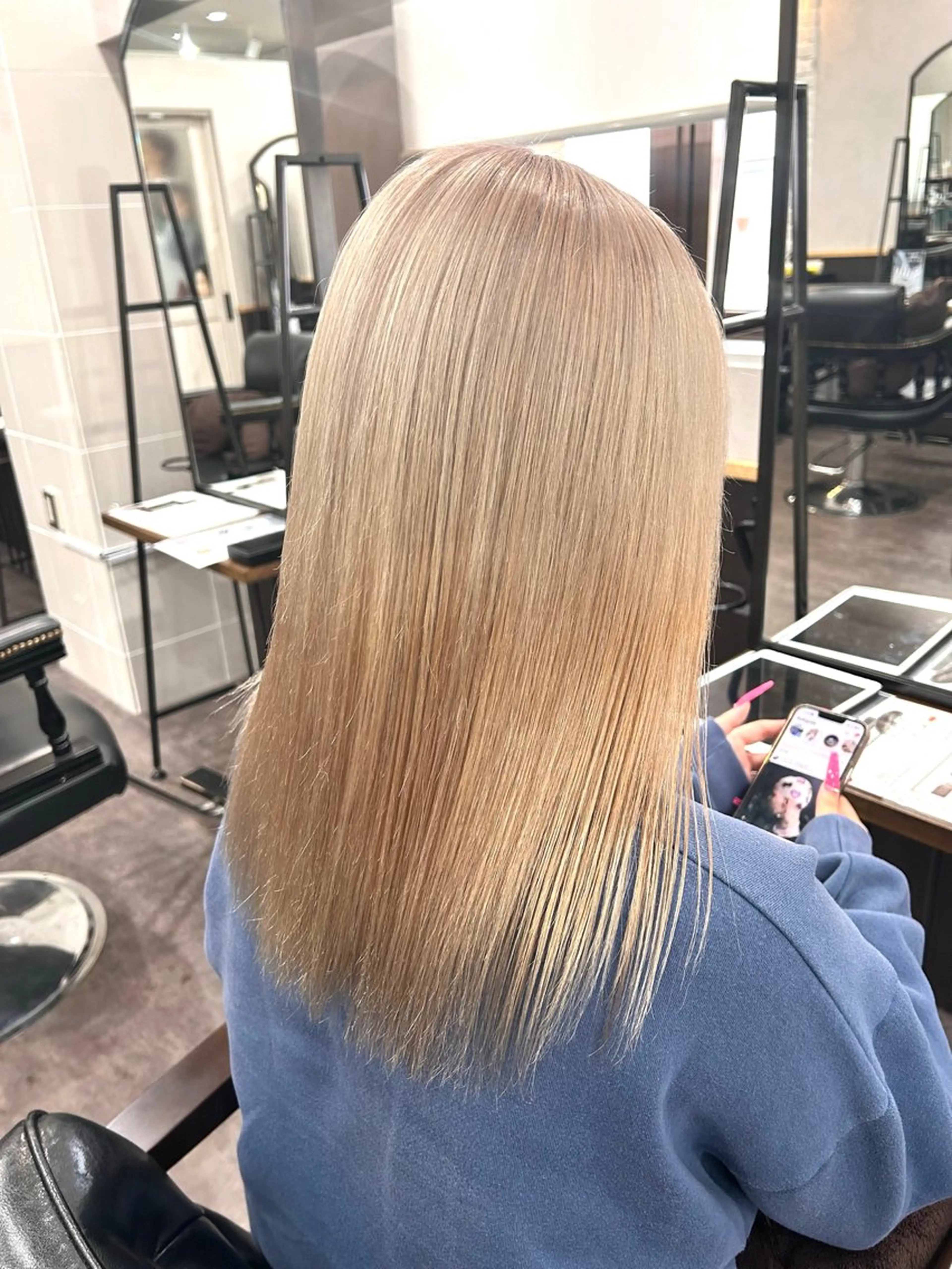 セミロング ヘアカラー トリートメント 🦄🩵YUNA 🩵🦄のヘアスタイル