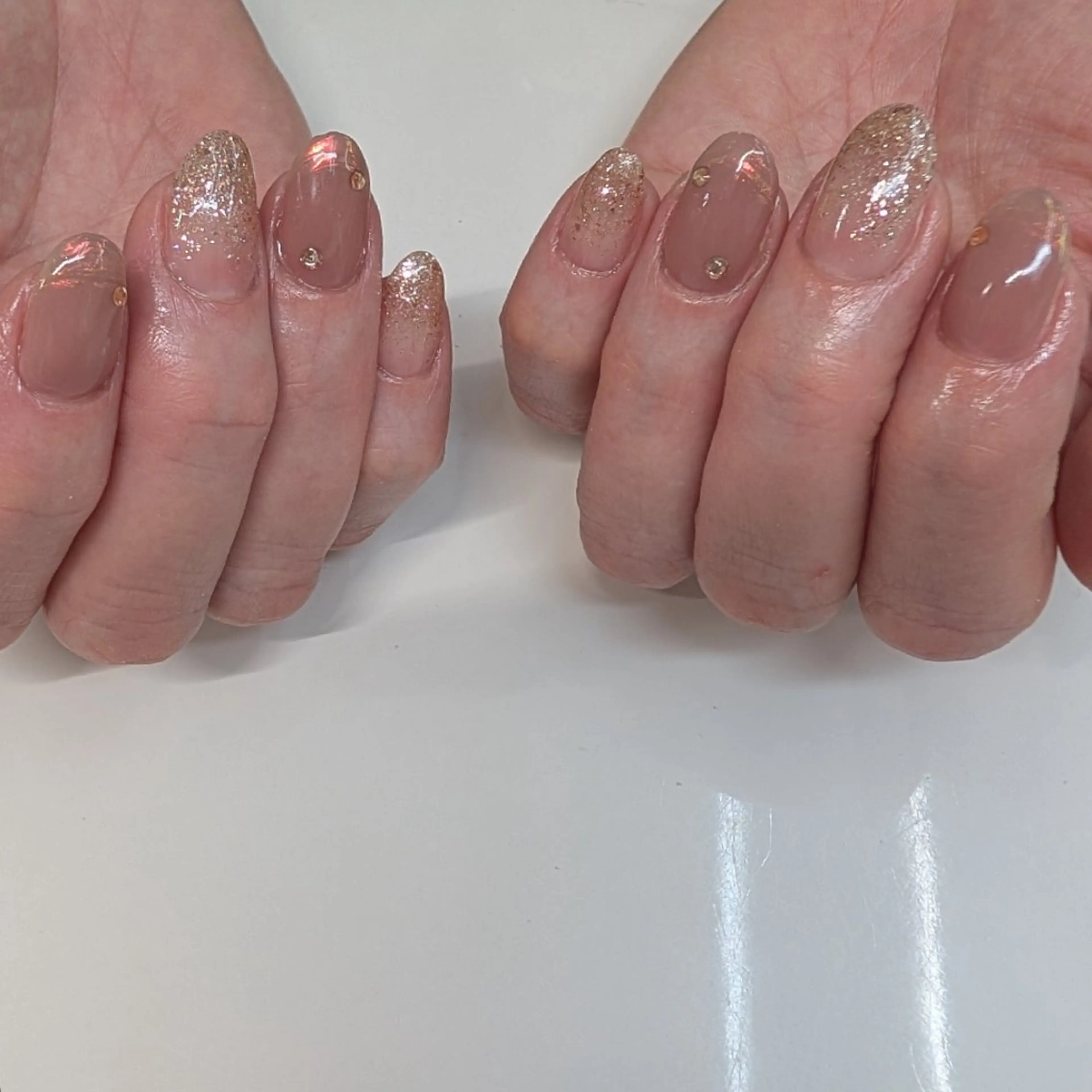 ネイル 桜ネイル 氷ネイル・うるうるネイル キラキラネイル 春ネイル ハンドネイル ネイルサロン Amie　〜アミ〜所属・ᑎᗩIᒪ｜ᗰIᗰI｜ _५✍️Satou.のネイルデザイン