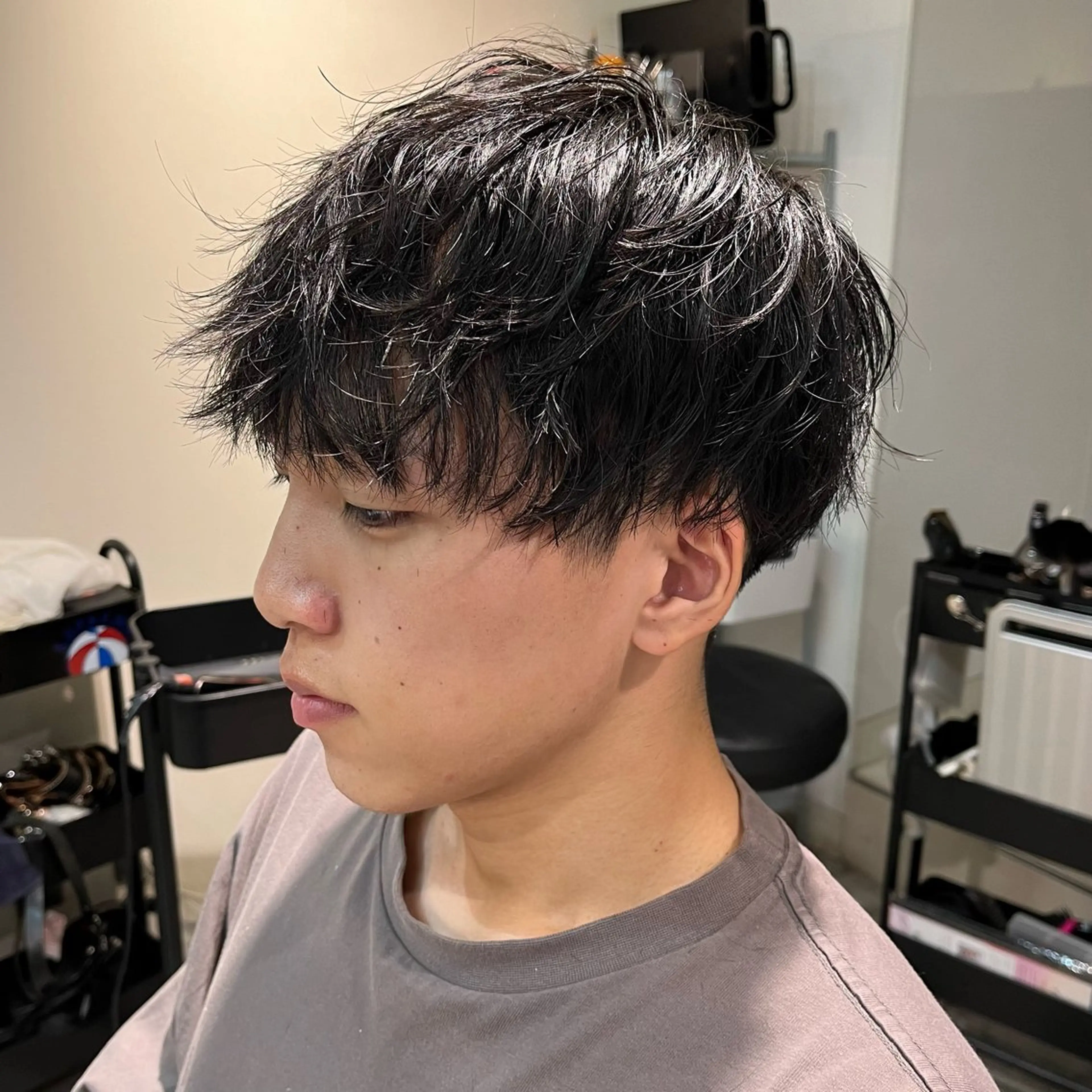 メンズ マッシュ カット フェザーパーマ🌙 毛流れ yuzukiのヘアスタイル