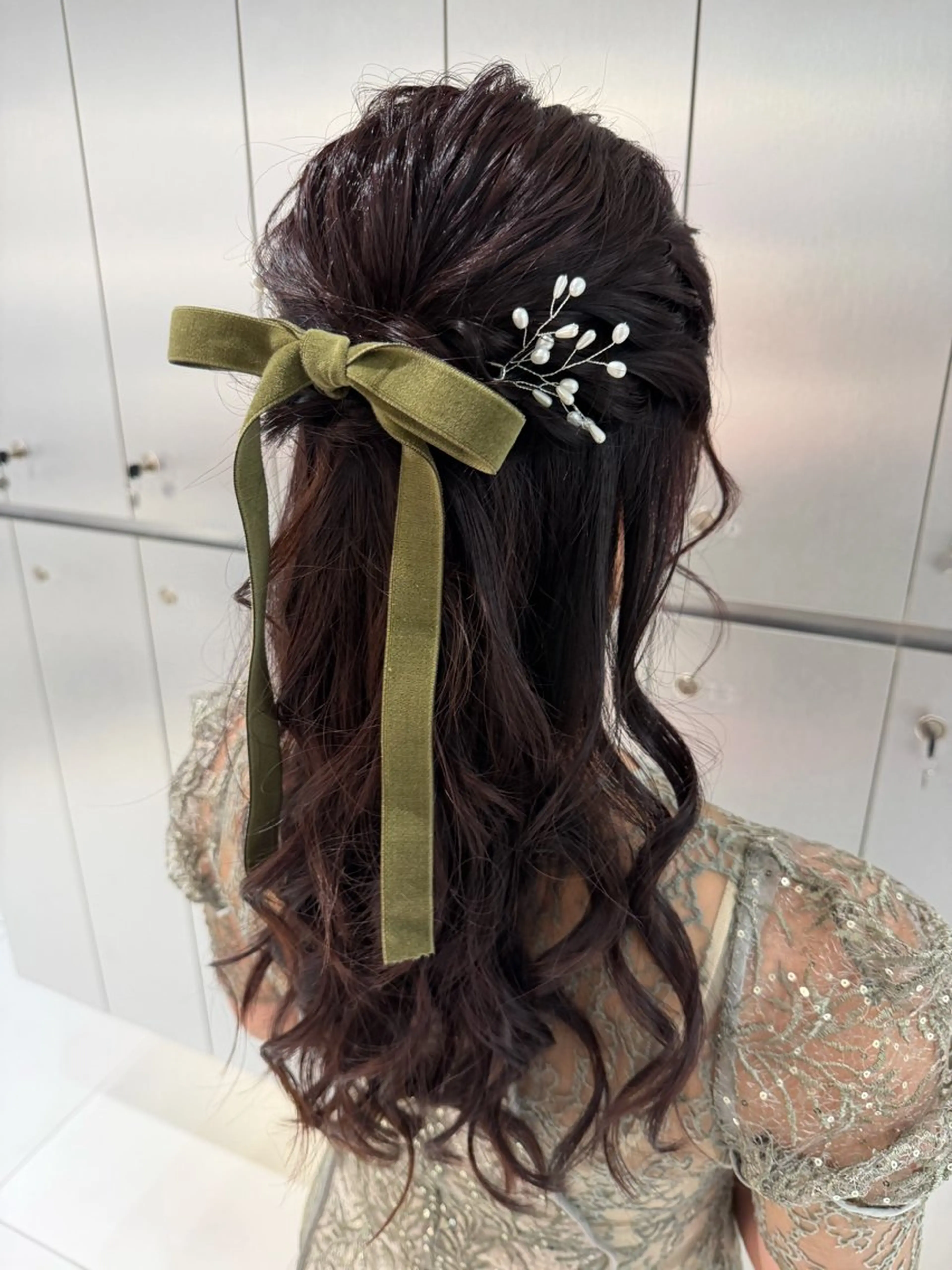 ヘアアレンジ ハーフアップ 結婚式・ブライダル ヘアセット ヘアセット🎀耳つぼ 👂💎MONAMIのヘアスタイル