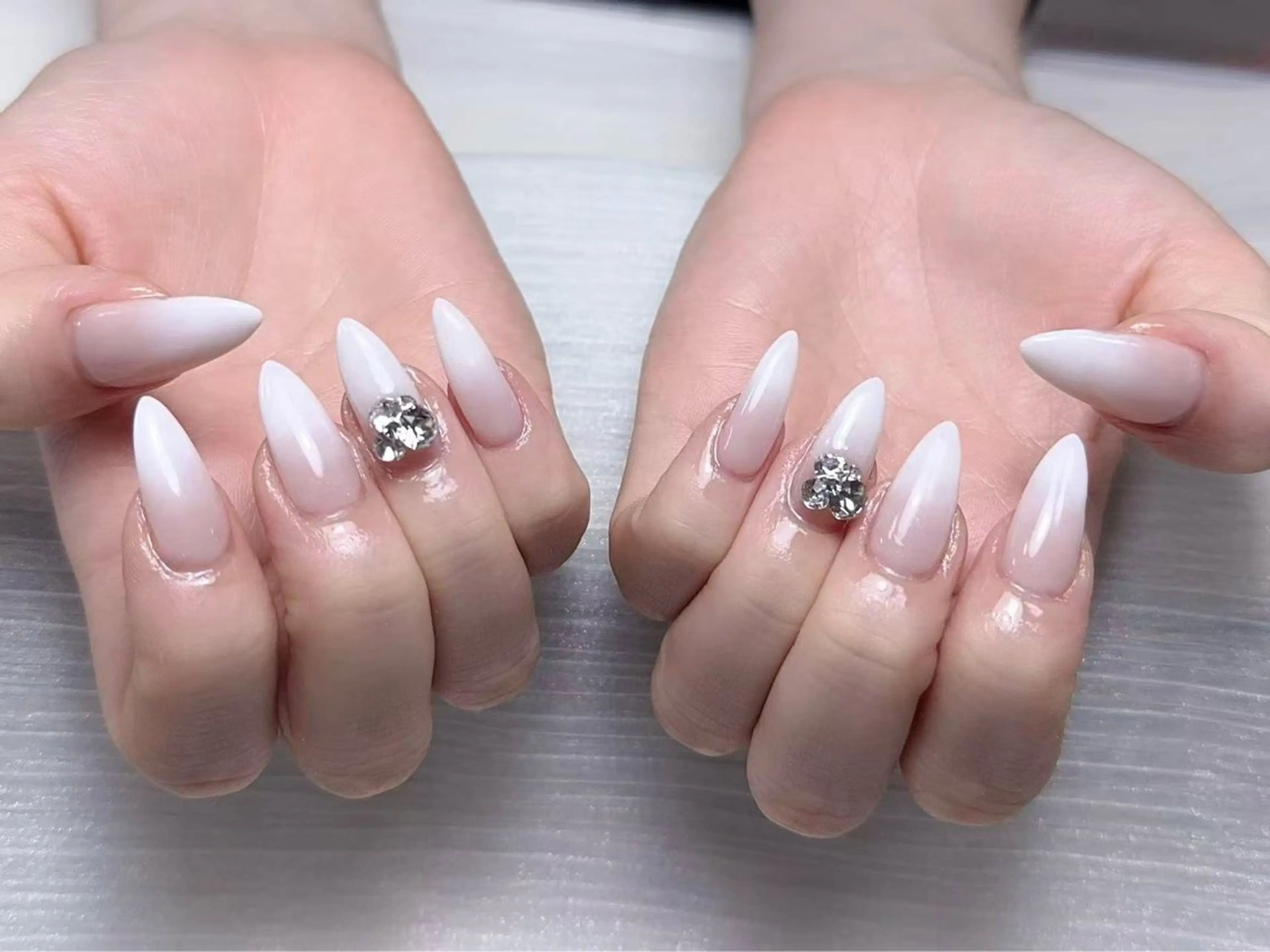 ネイル ハンドネイル J&C Nail Salon吉祥寺所属・YU KIのネイルデザイン