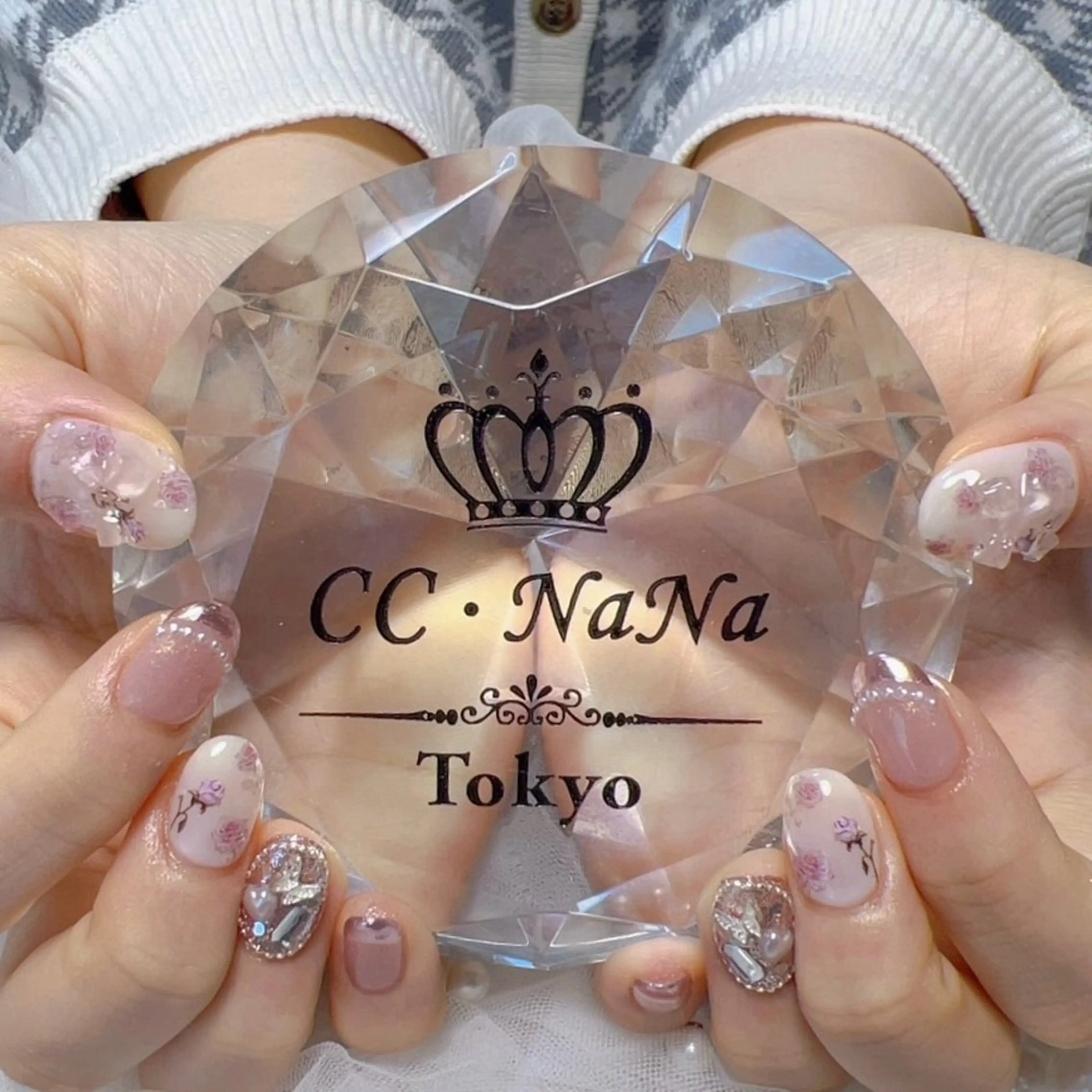 ネイル 春ネイル ハンドネイル 💎CC・NaNa 韓国風ネイル🌙Cのネイルデザイン