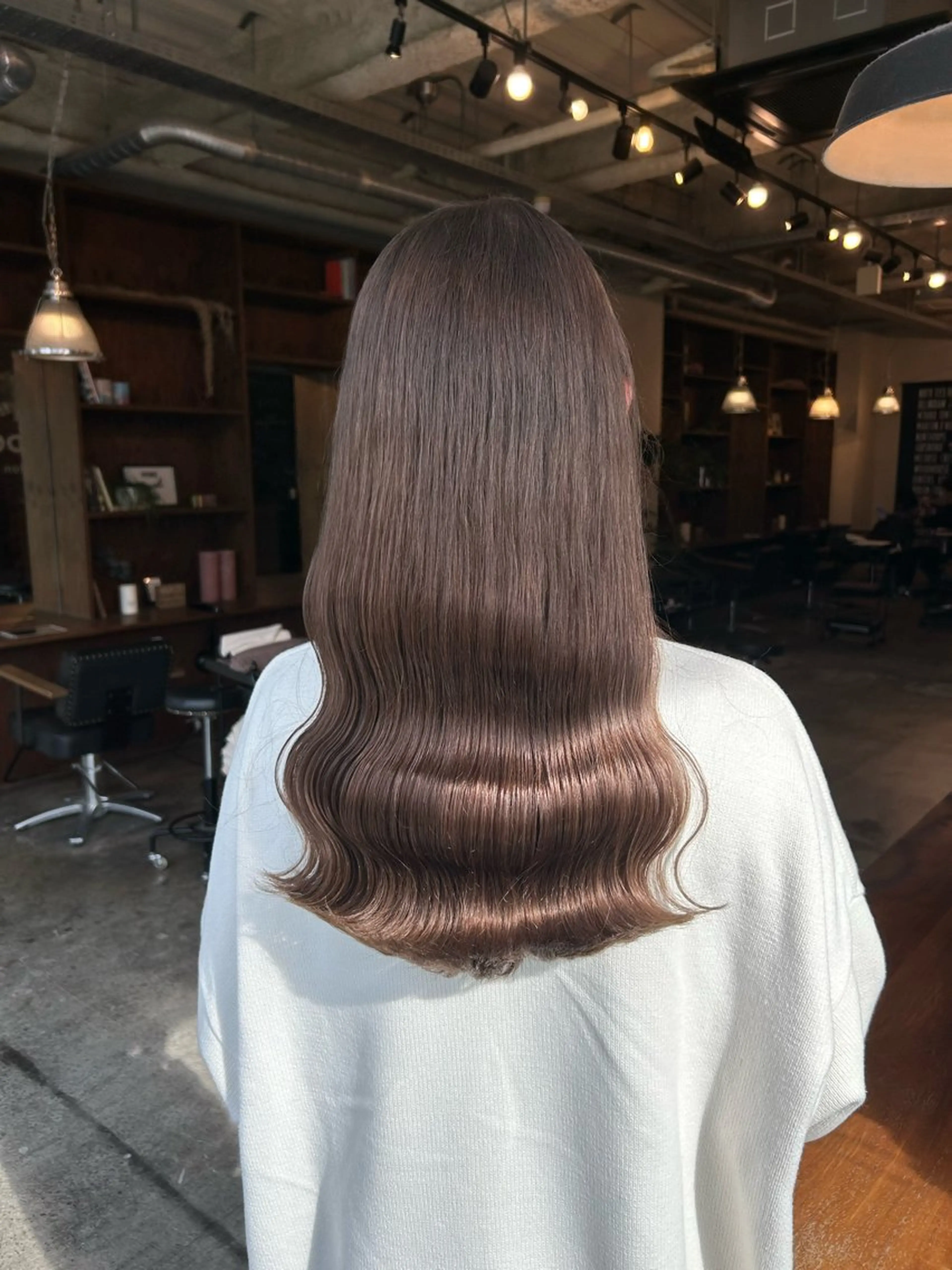 セミロング カラー ベージュカラー ヘアカラー the BRIDGE 加藤みのりのヘアスタイル