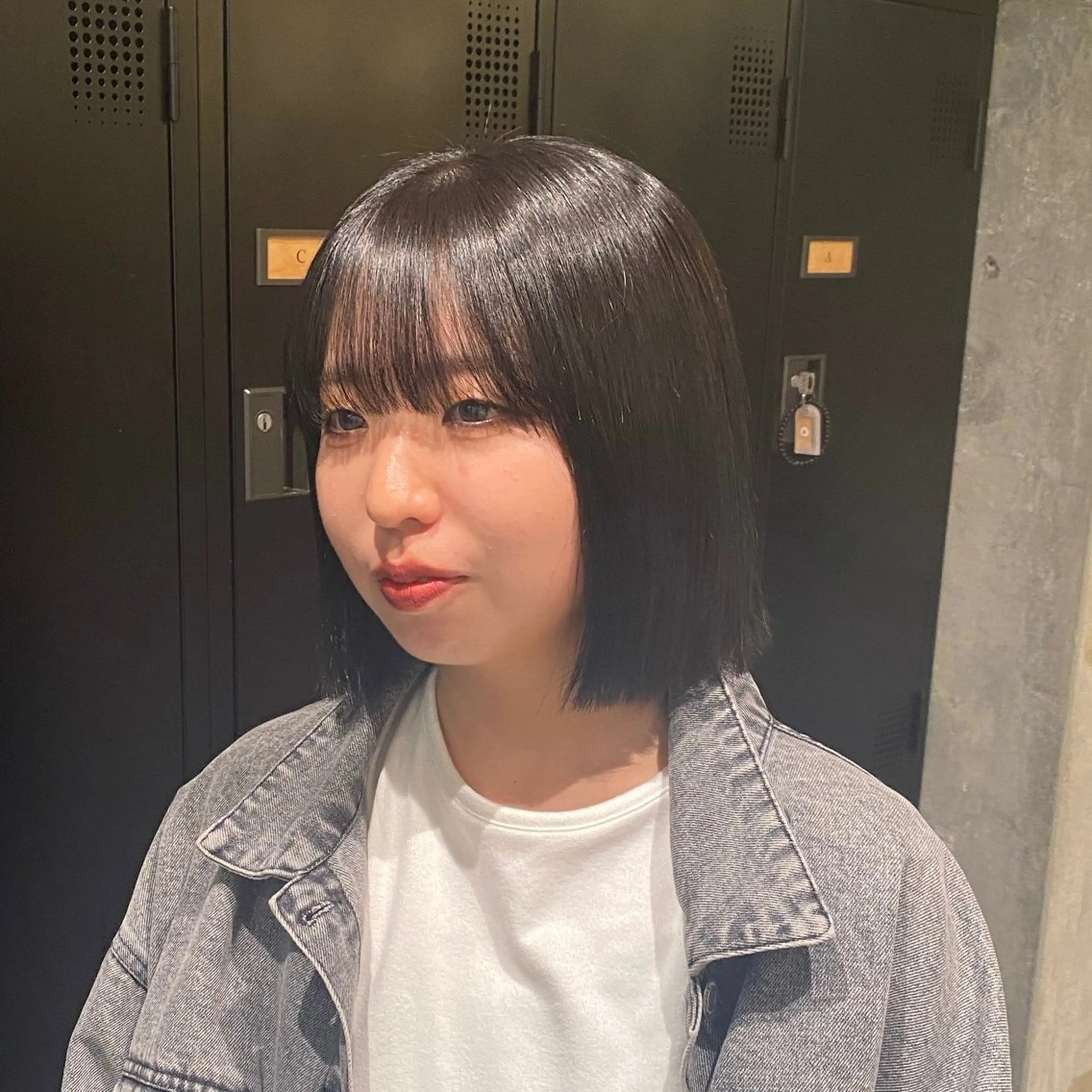 ショート カット ヘアカラー 韓国ヘア AINA🐱のヘアスタイル