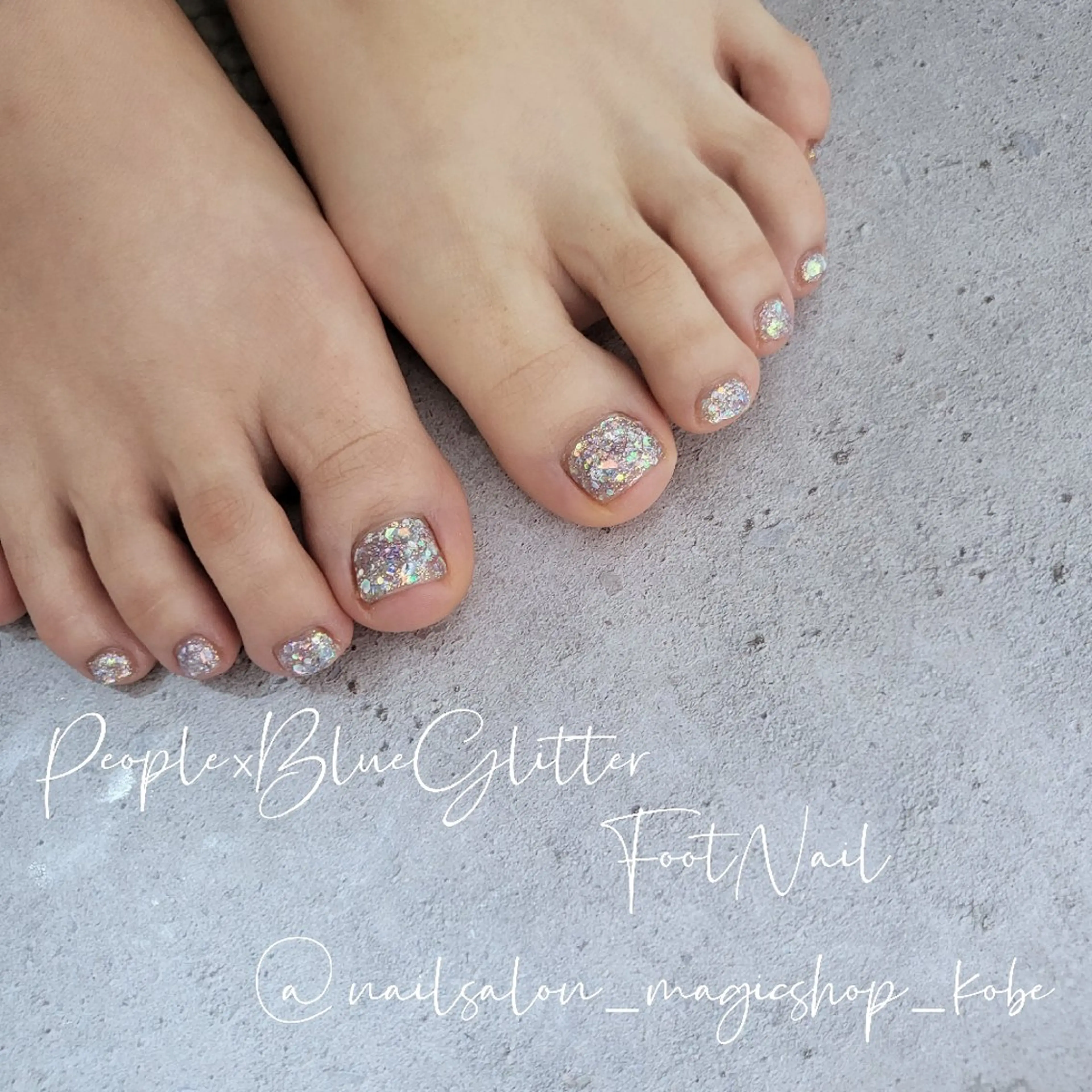 ネイル オーロラネイル ブルー フットネイル ジェルネイル キラキラネイル フットネイル Nailsalon MagicShopのネイルデザイン