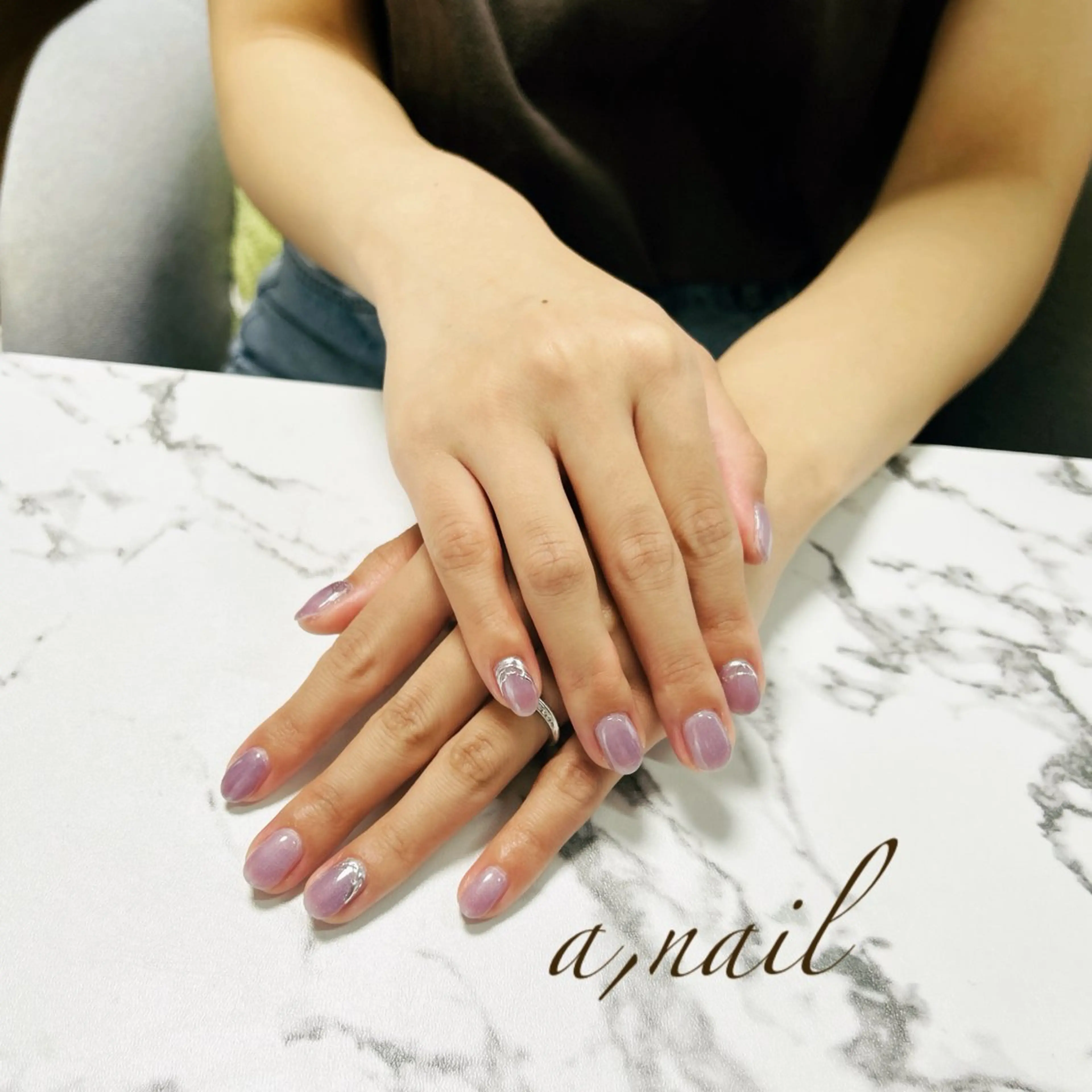 ネイル キラキラネイル マグネットネイル ミラーネイル シンプルネイル ハンドネイル ネイルサロン エーネイルのネイルデザイン