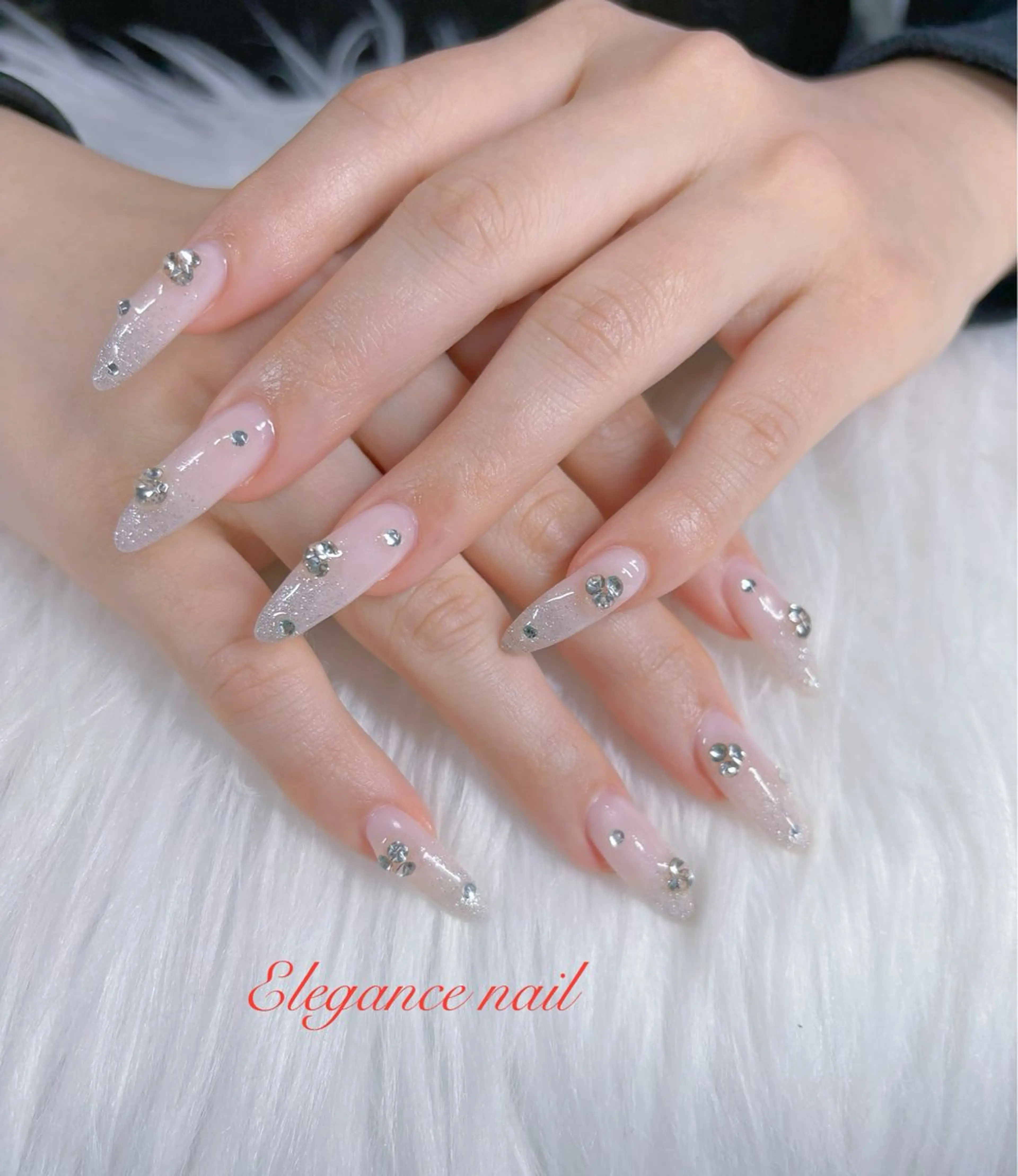 ネイル Elegance Nail所属・Elegance Nail本厚木店舗のネイルデザイン