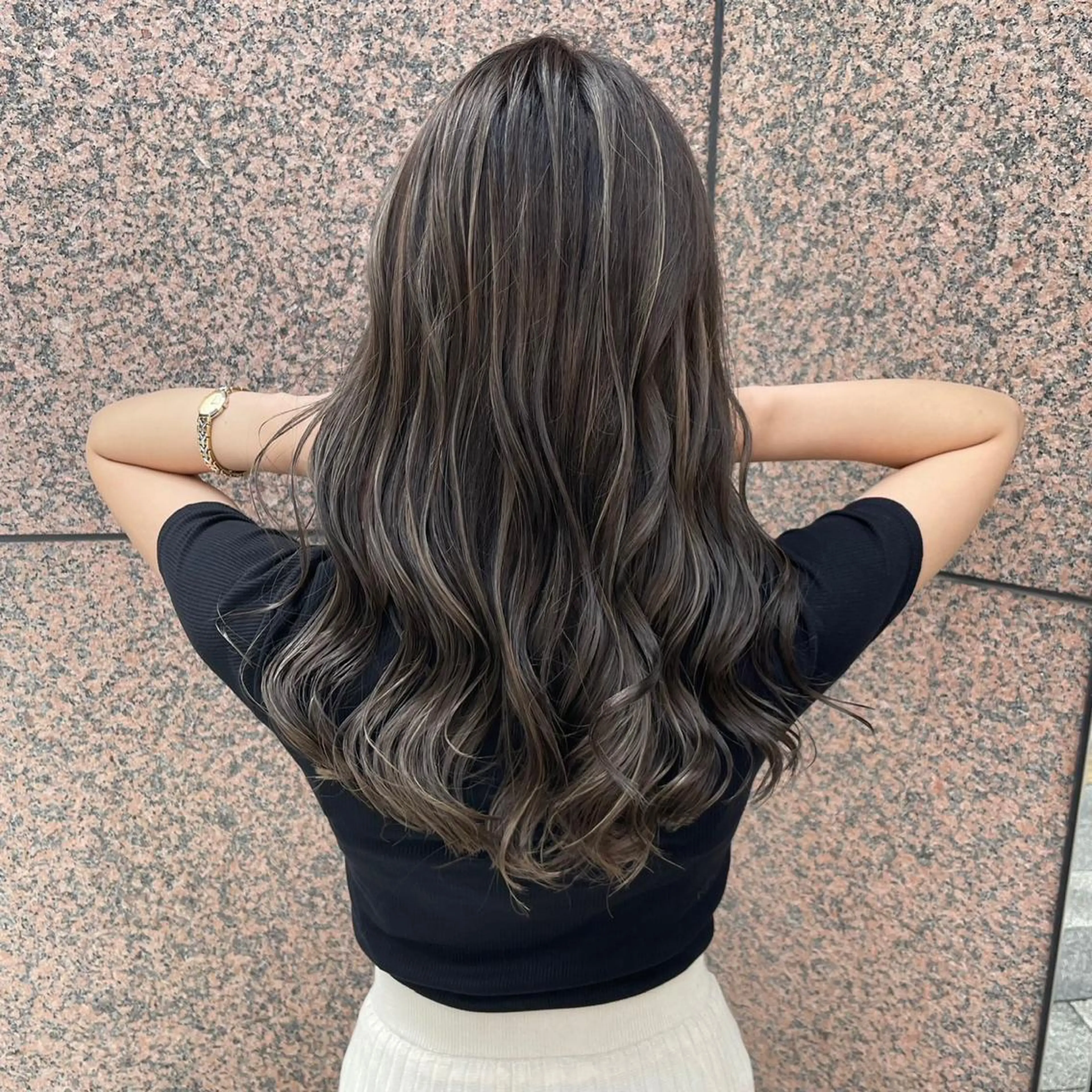 ロング 韓国透明感カラー🌀 yuukiのヘアスタイル