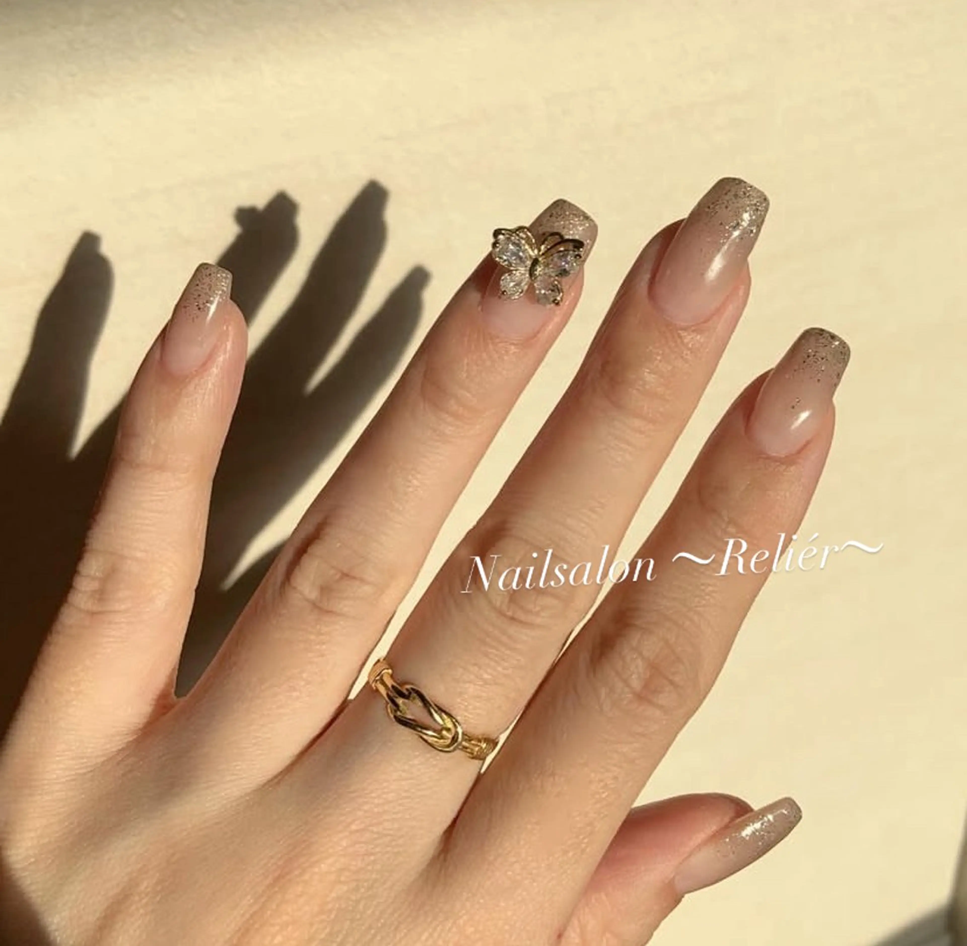 ネイル グラデーション ワンホンネイル Nailsalon 〜Reliér〜のネイルデザイン