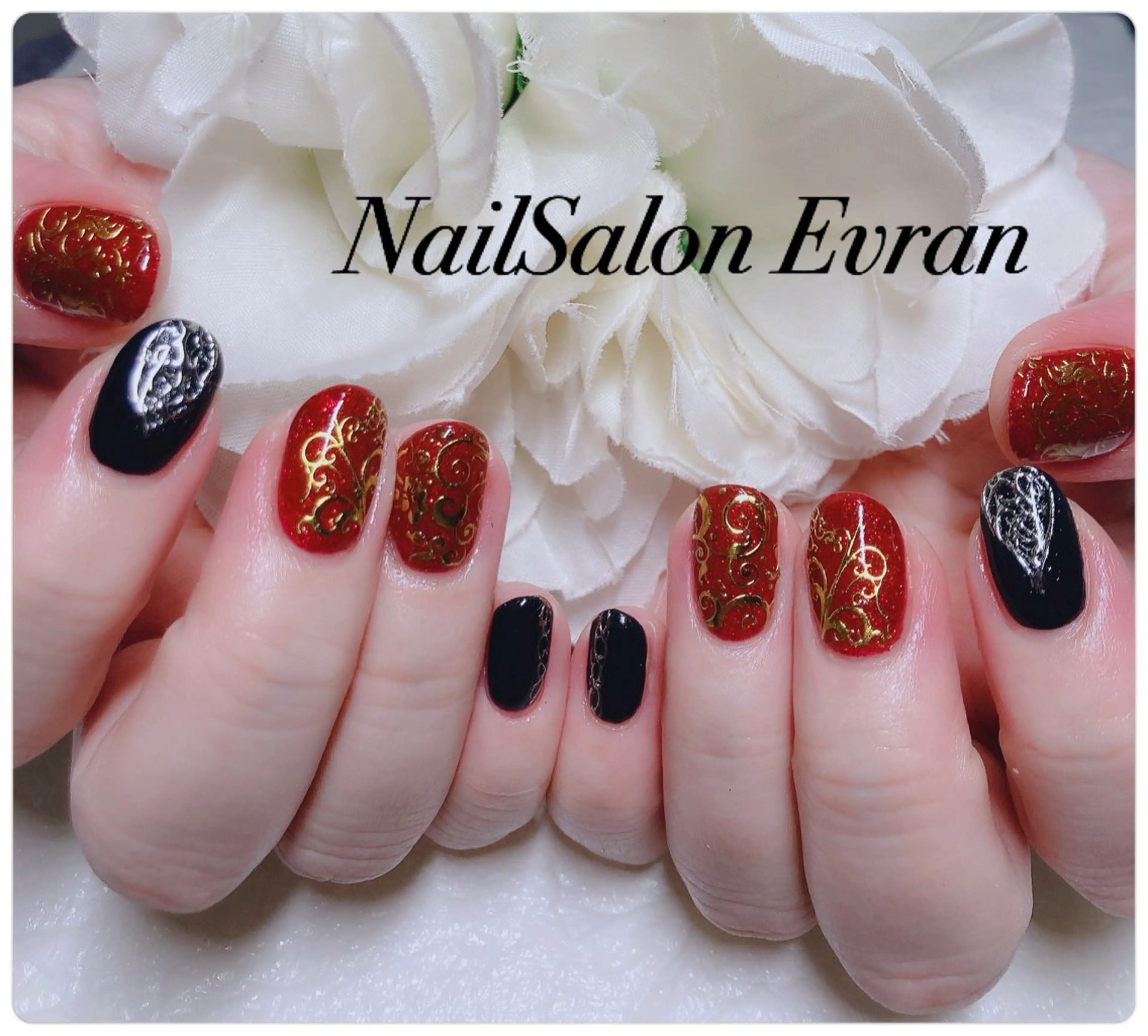 ネイル アートネイル フレンチネイル マグネットネイル 持ち込み ニュアンスネイル ハンドネイル Nail salon Evranのネイルデザイン