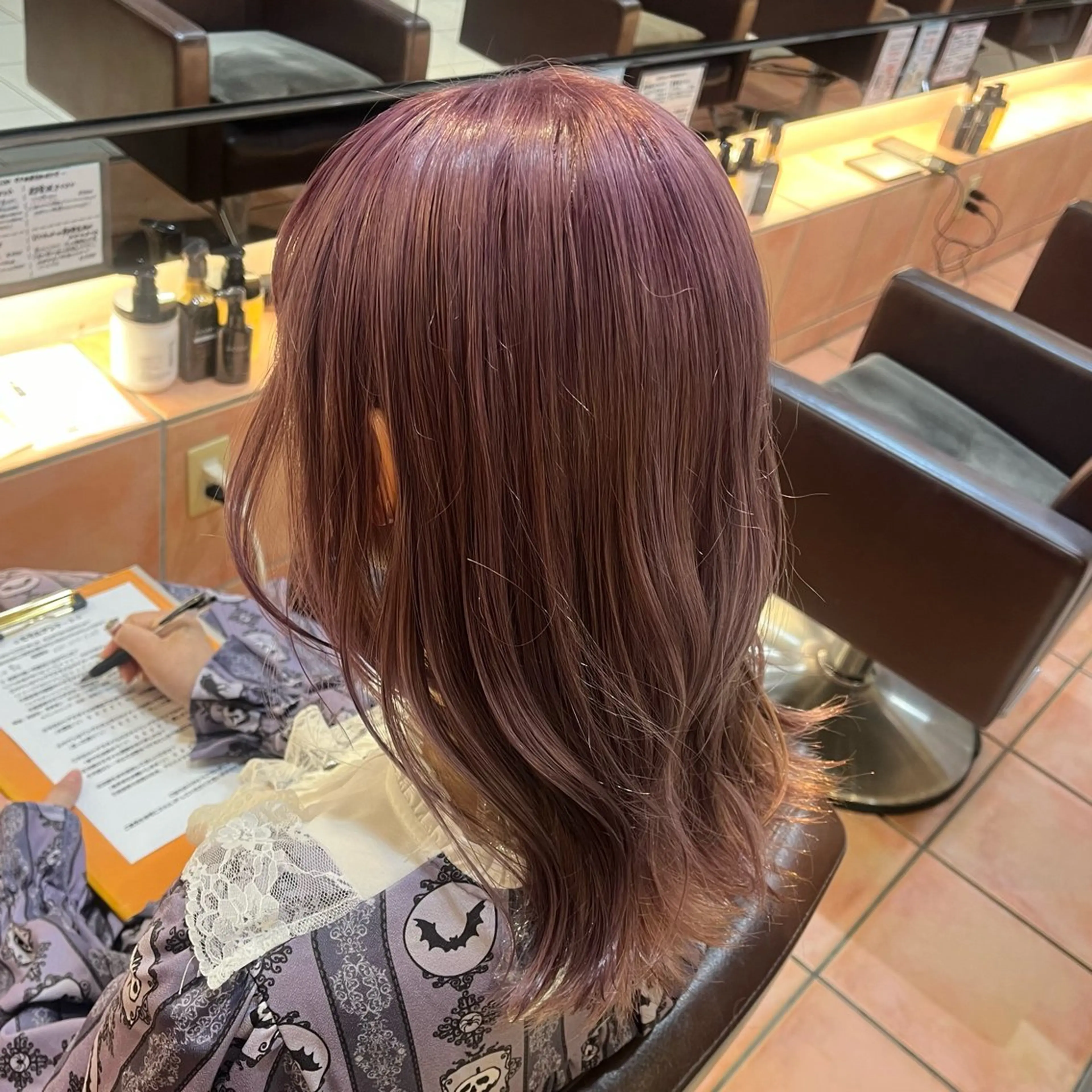 ミディアム カラー ピンクカラー パープルカラー YUMEKA🩶/ 透明感カラー🥣のヘアスタイル