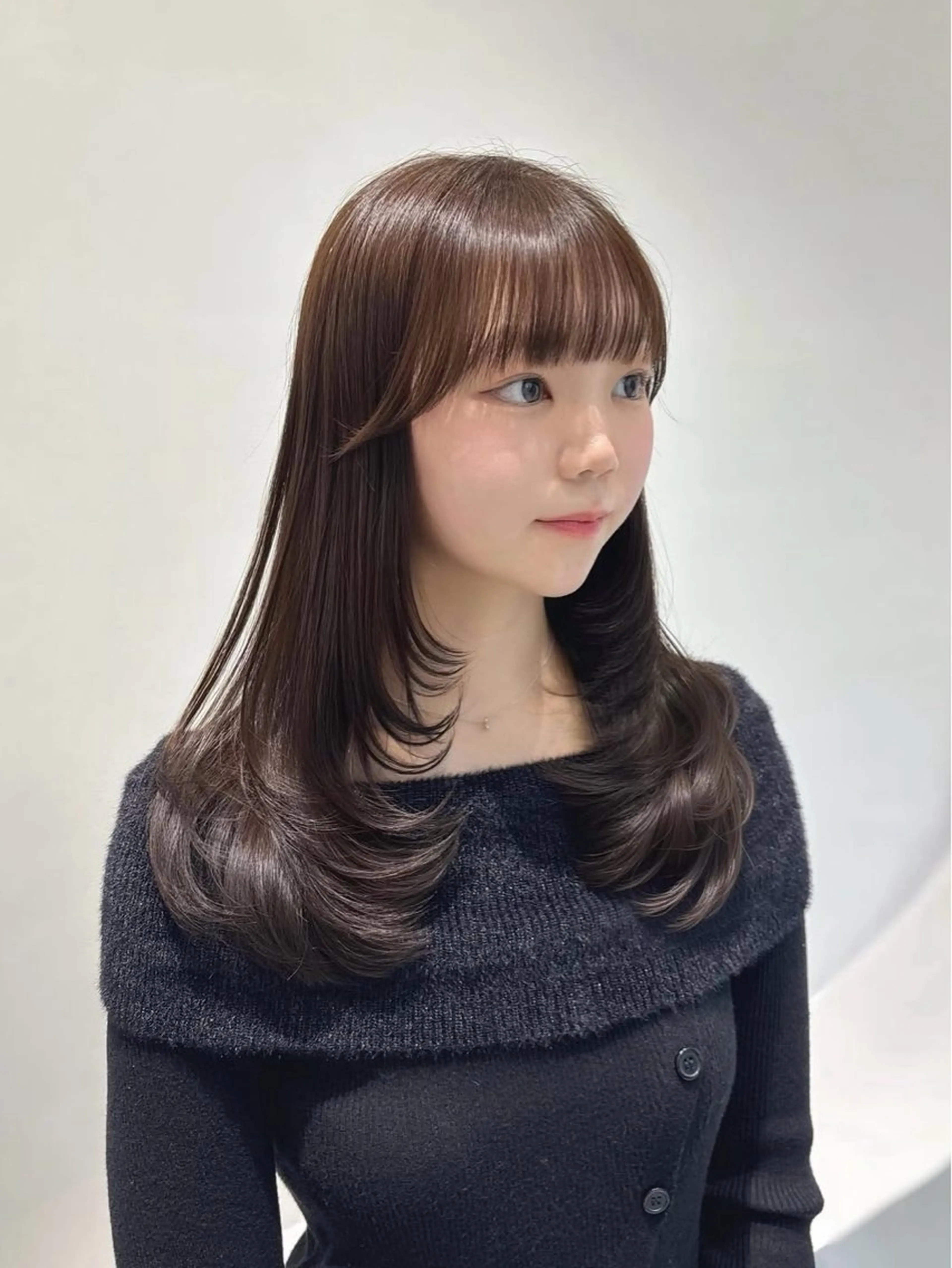 ロング カラー MINORI /レイヤーカットのヘアスタイル