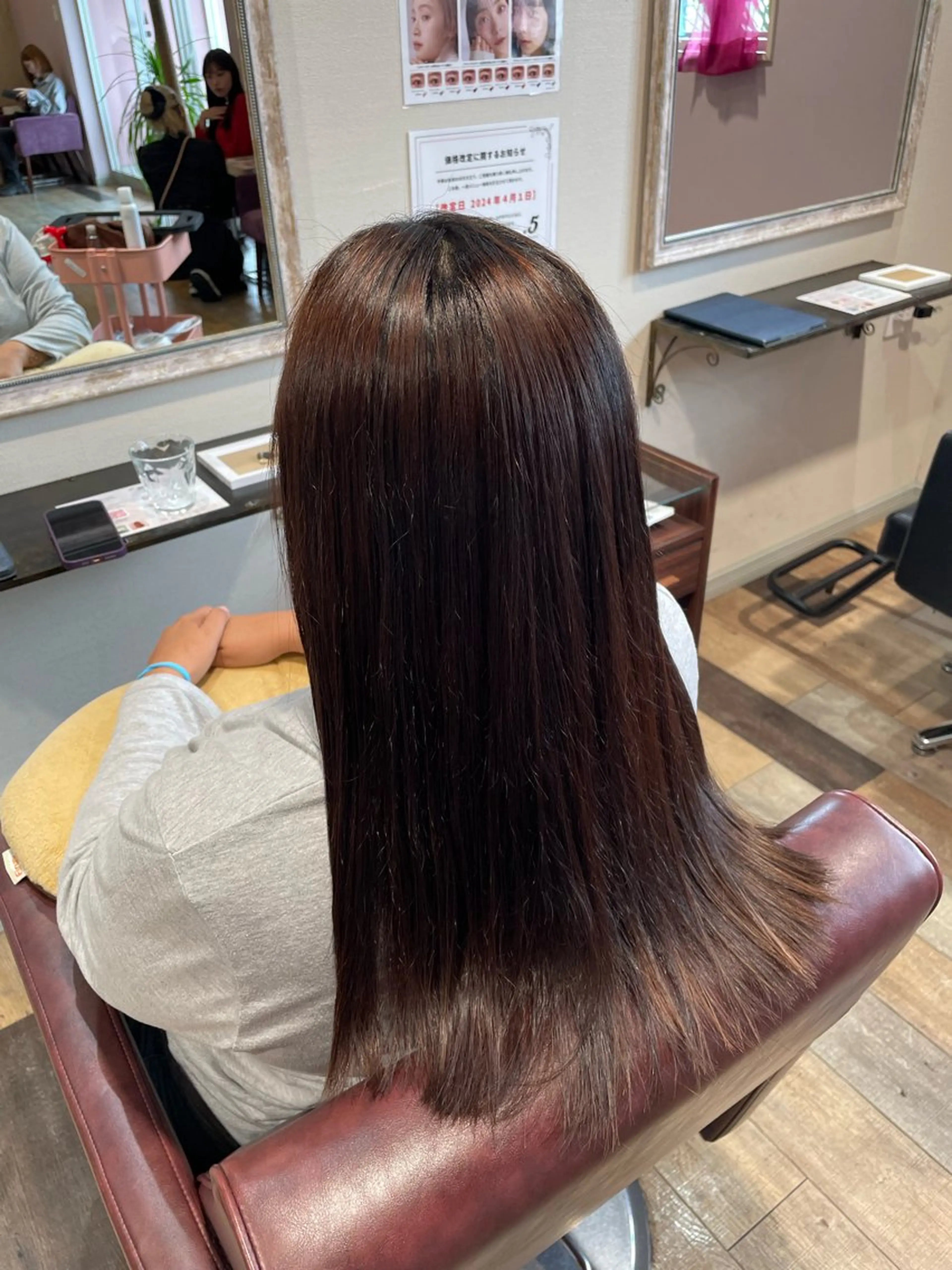 ロング なつき/ 艶カラー/縮毛矯正のヘアスタイル