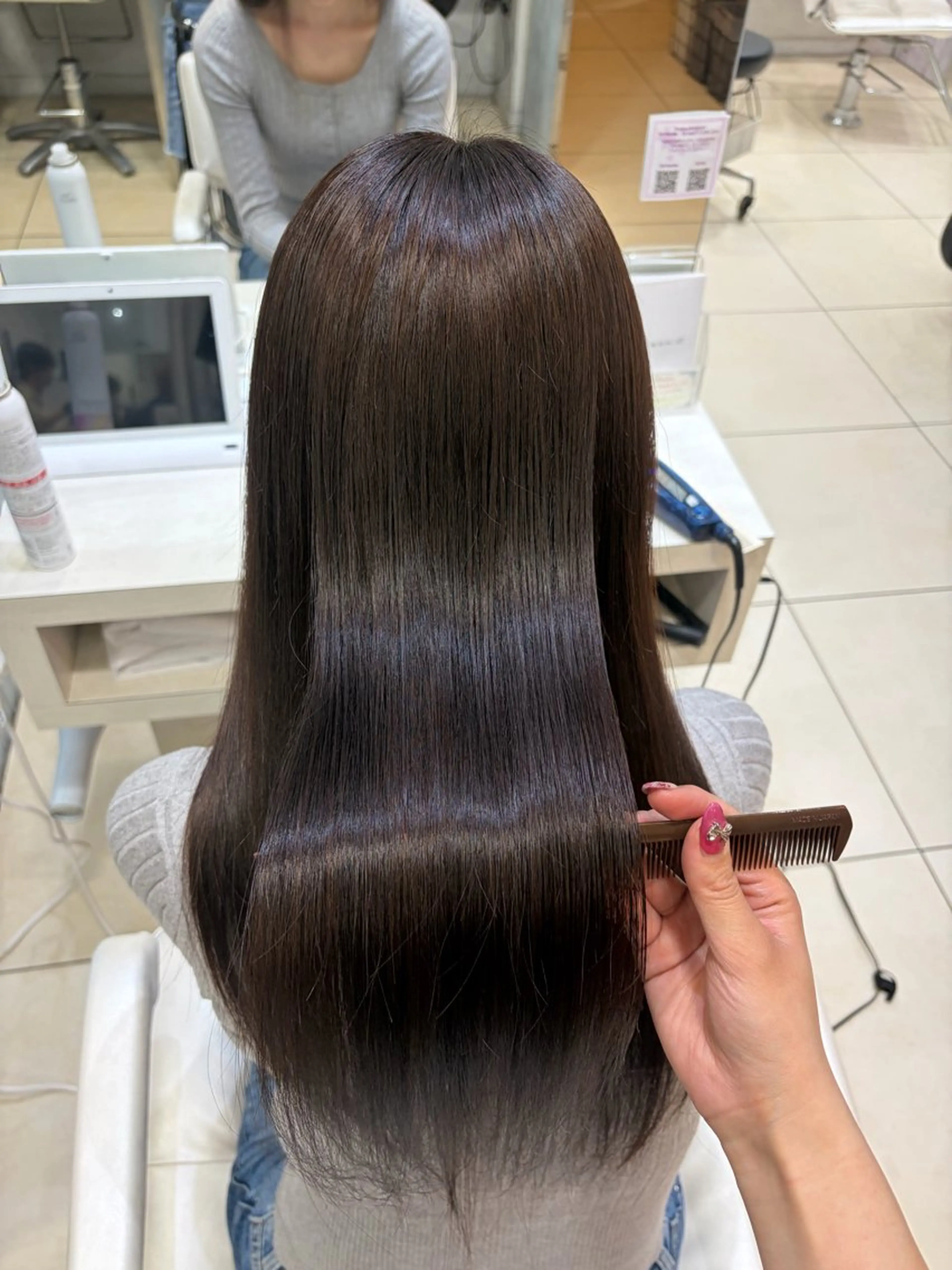 セミロング 【髪質改善カラー】 あむ·. ⟡ 🖤のヘアスタイル