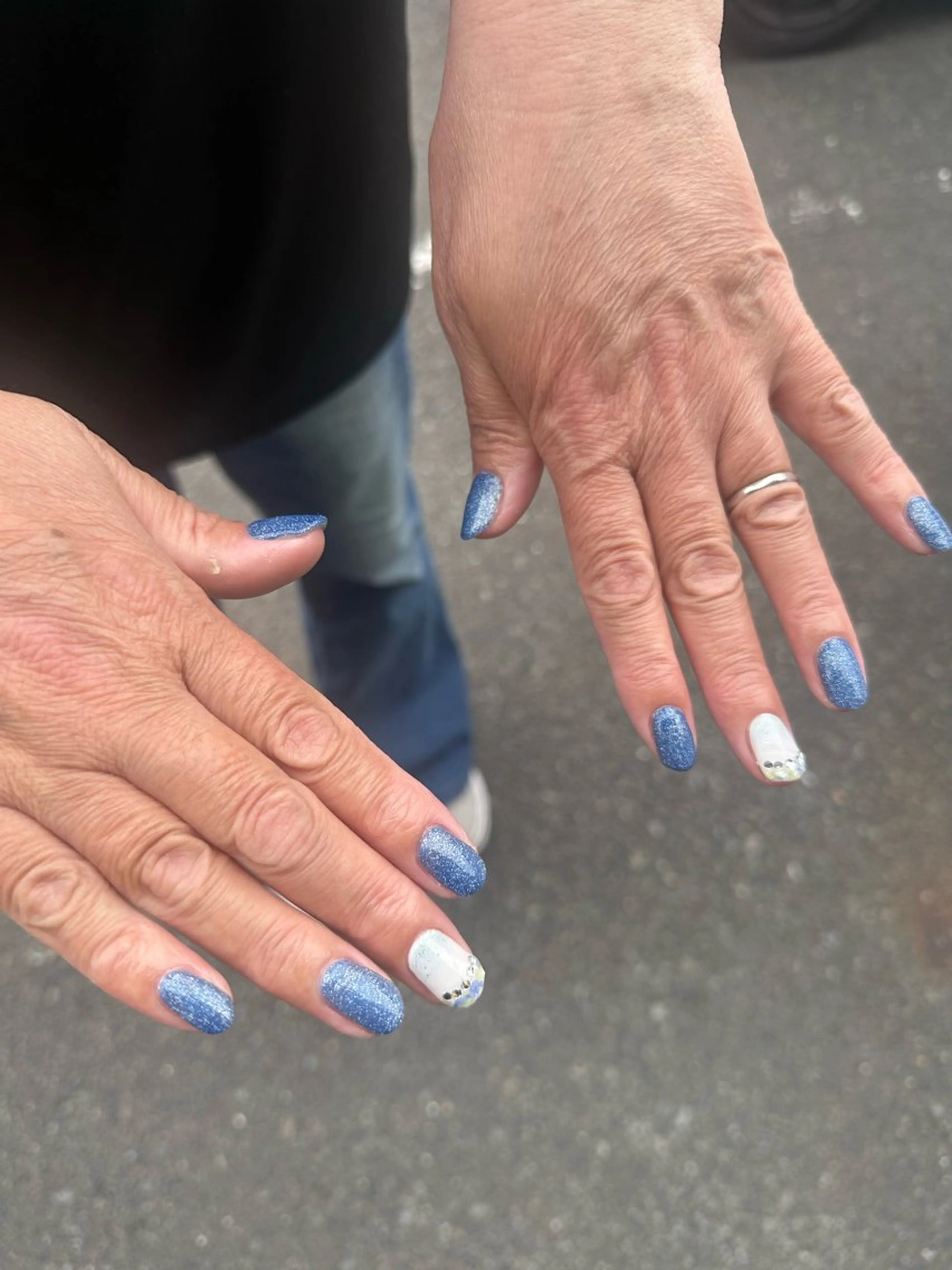 ネイル e.nail所属・🍎吉田 恵里🍎のネイルデザイン