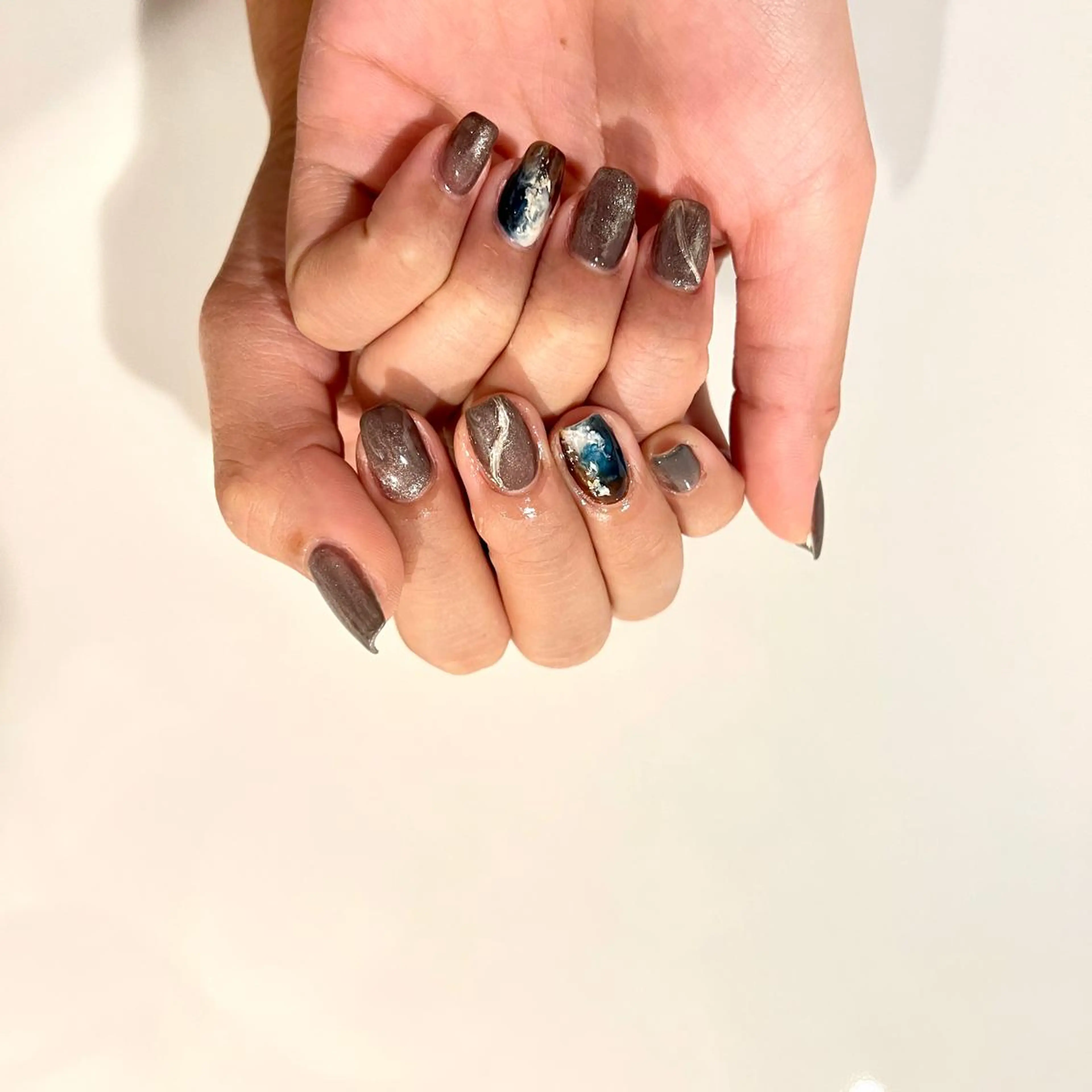 ネイル 黒葛原 めぐみのネイルデザイン