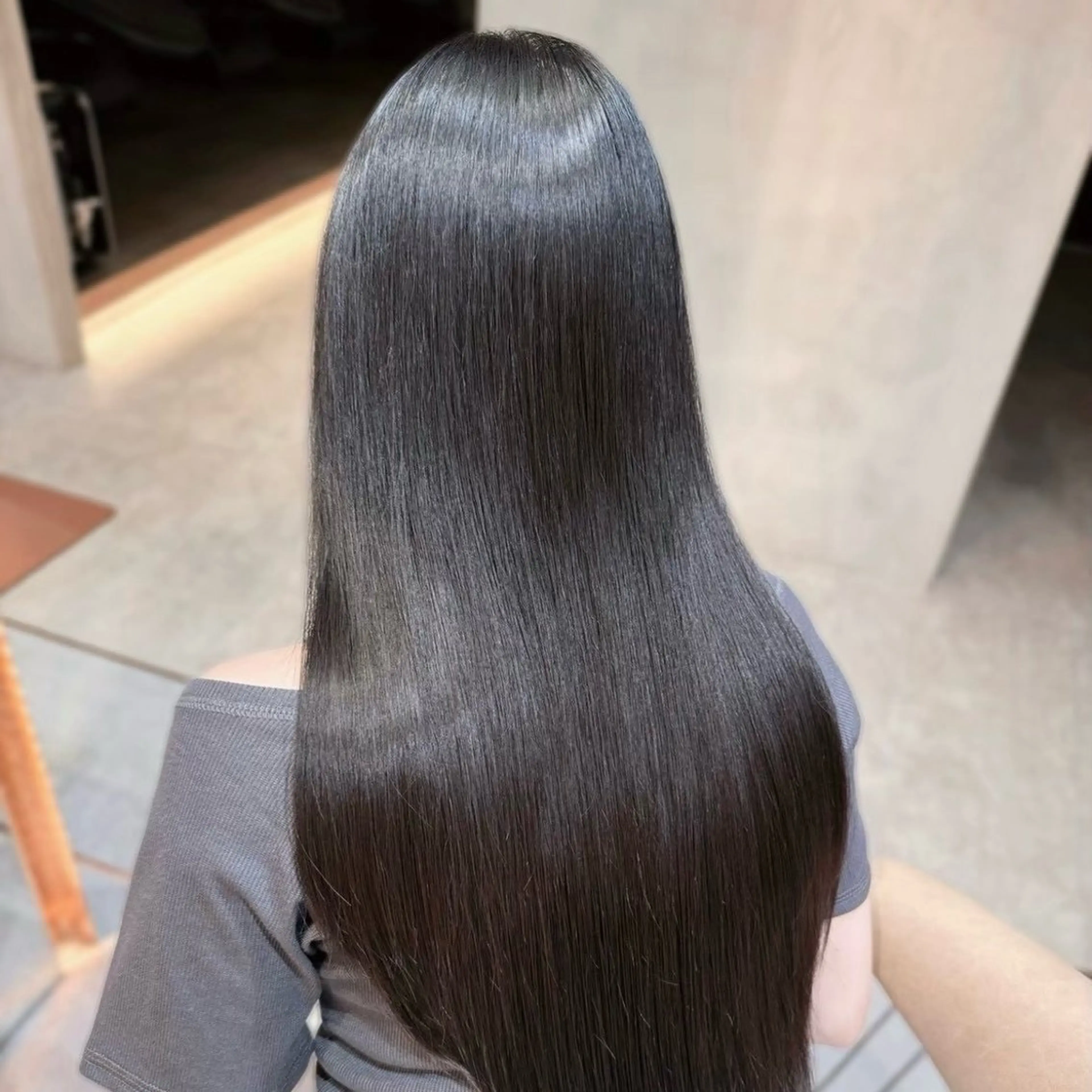 ロング カット 縮毛矯正 トリートメント 🍭ハイトーン/レイ ヤーカット🍭チャンのヘアスタイル