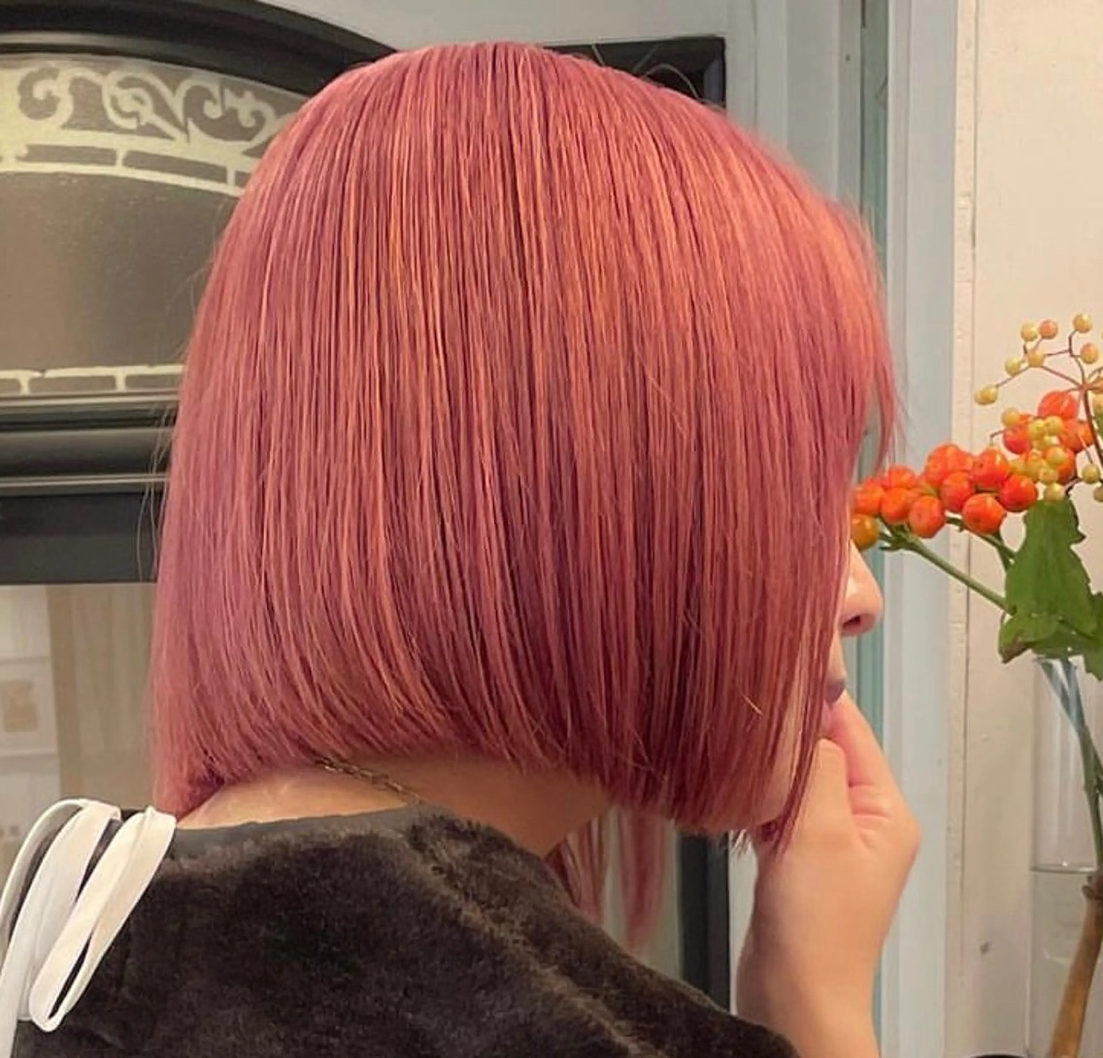 ショート カラー ピンクカラー ボブ 暖色カラー🧡 ボブ🧚‍♀️マナのヘアスタイル