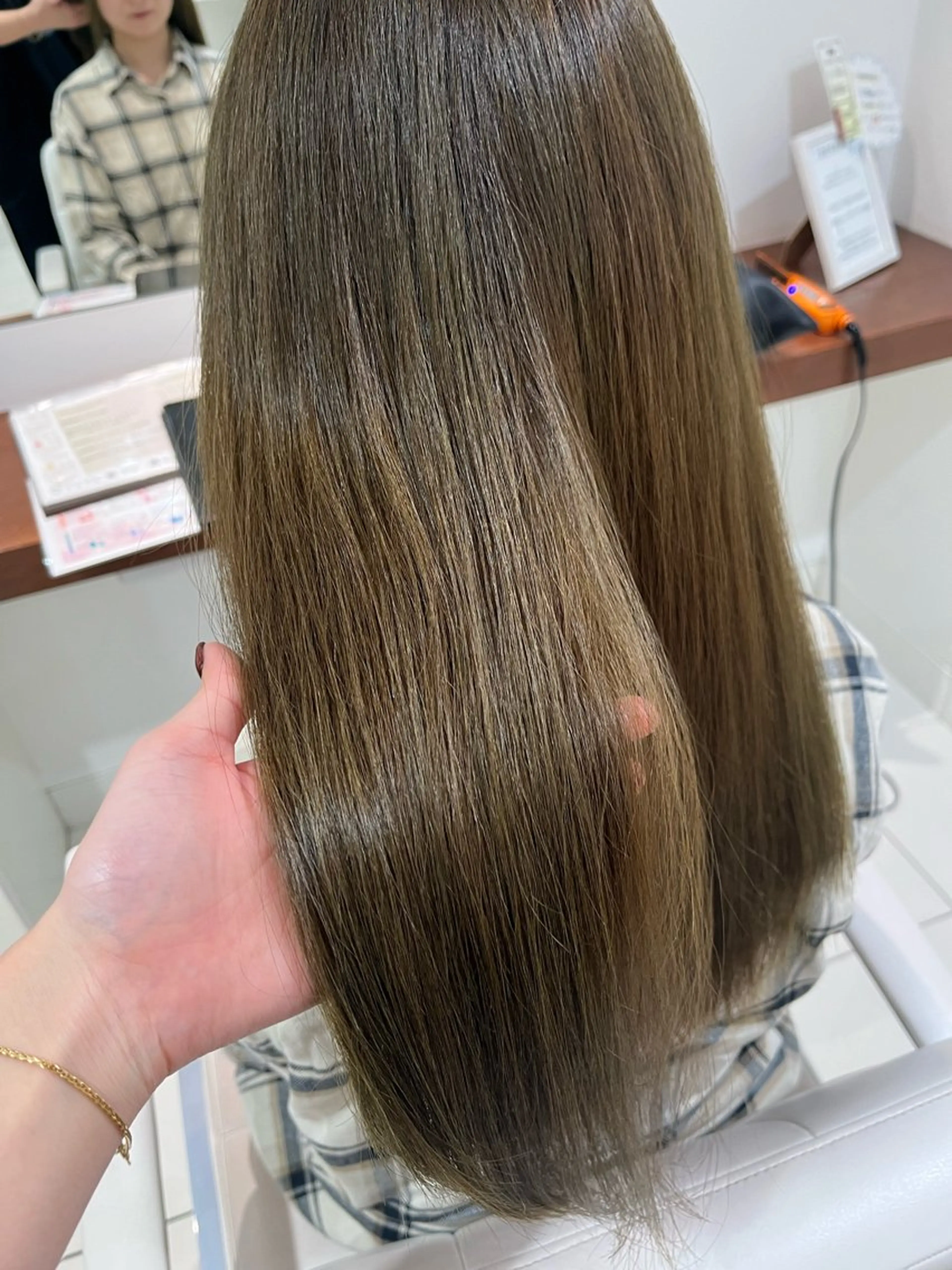 ロング カラー 似合わせ 垢抜け🌟 AKINOのヘアスタイル