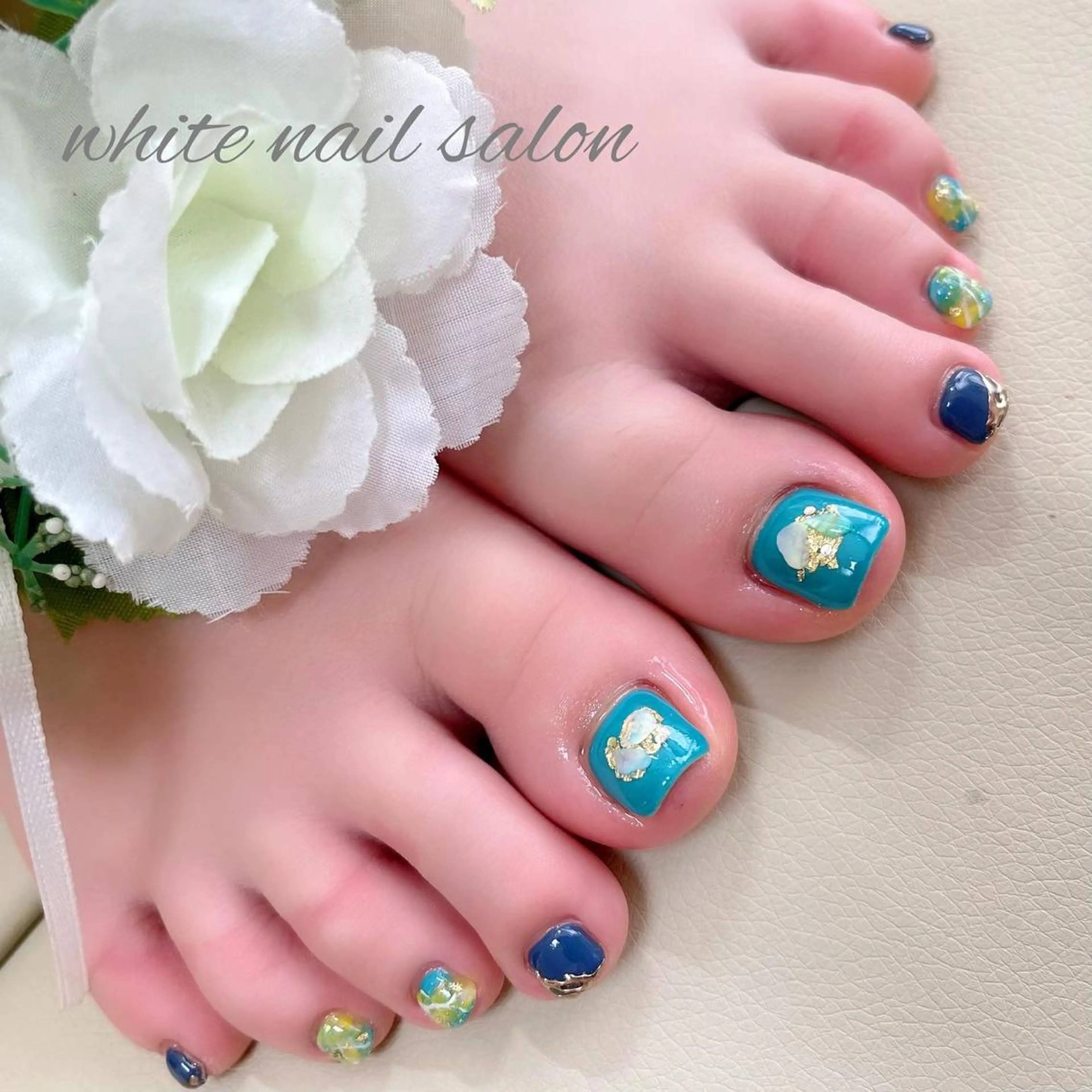 ネイル アートネイル フットネイル フレンチネイル ジェルネイル ハードジェル フットネイル white nail salonのネイルデザイン
