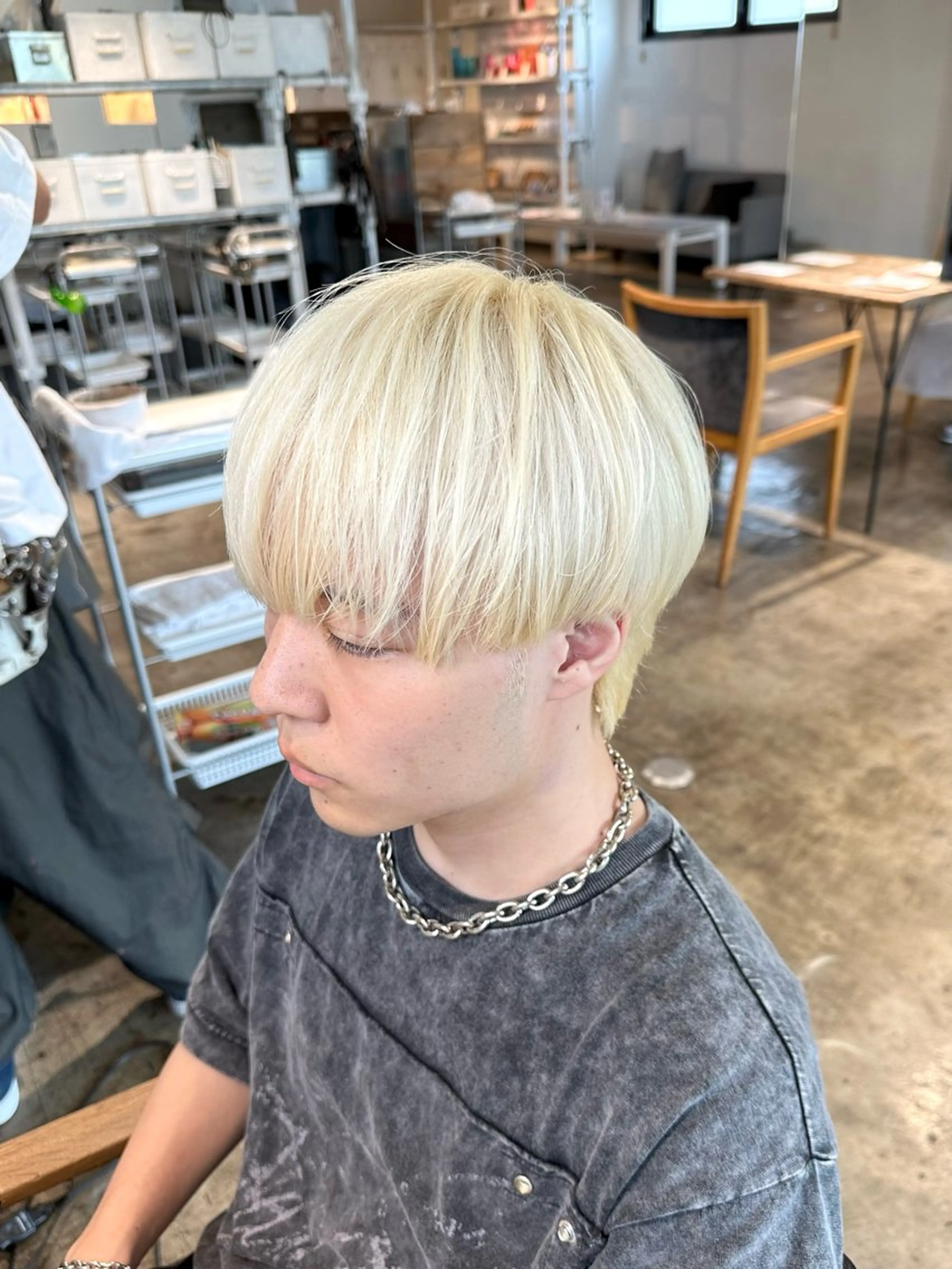 カラー メンズ メンズブリーチ メンズハイトーン マッシュ メンズパーマ メンズウルフカット カット ヘアカラー トリートメント 骨格補正施術/メンズ 専門美容師/YUYAのヘアスタイル