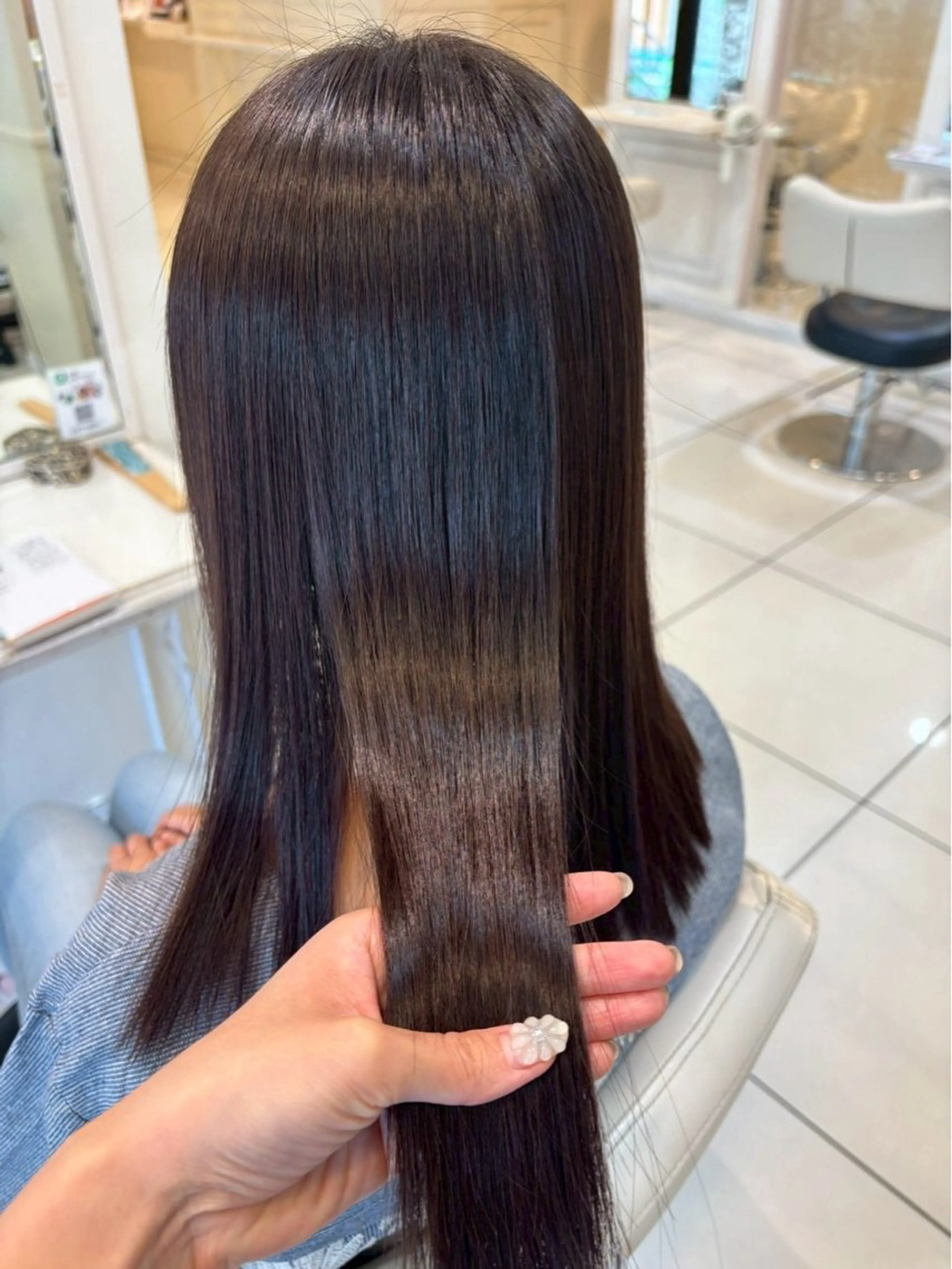 ロング パーマ 縮毛矯正 縮毛矯正🌀 SARAのヘアスタイル