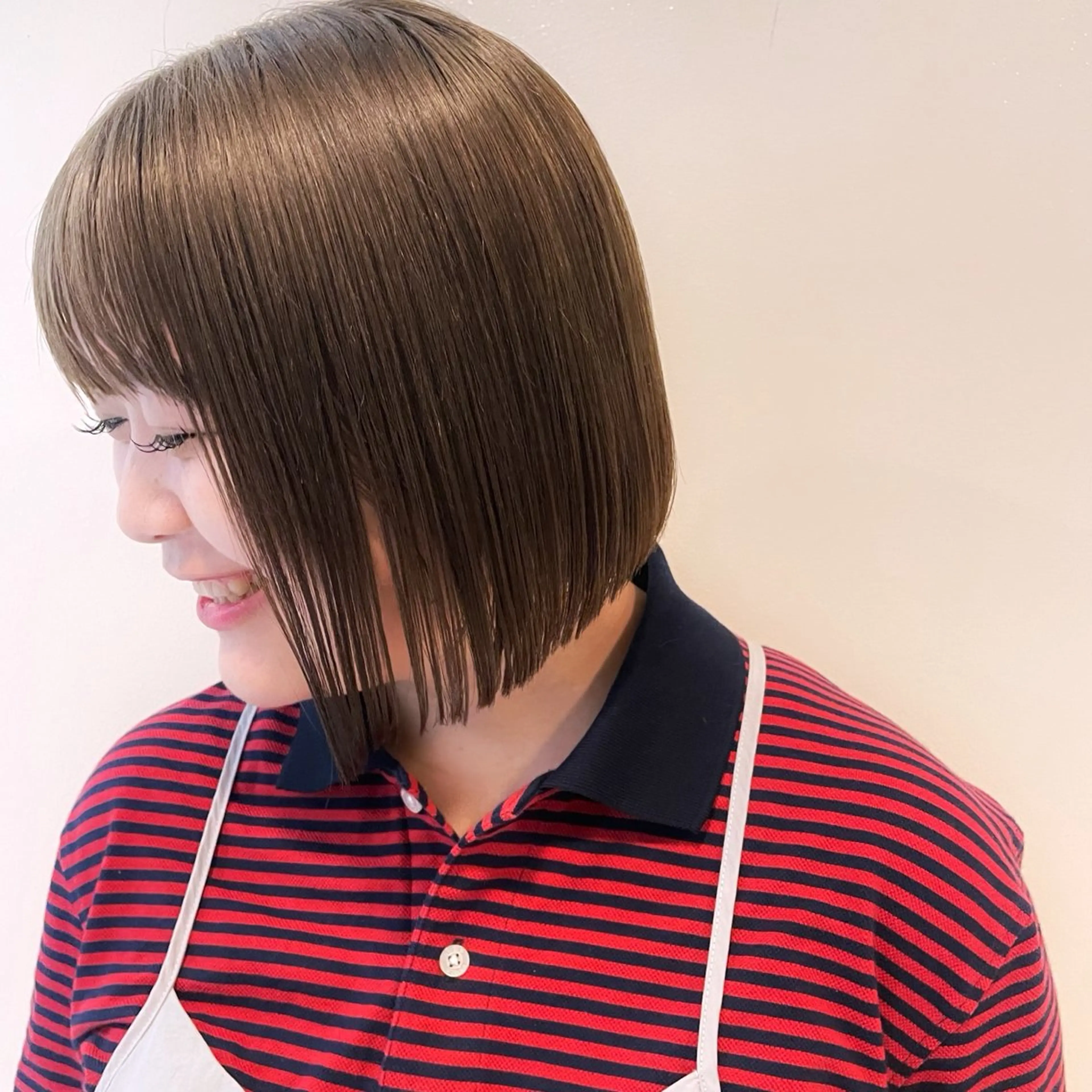 ショート カラー 兵頭 稀星のヘアスタイル