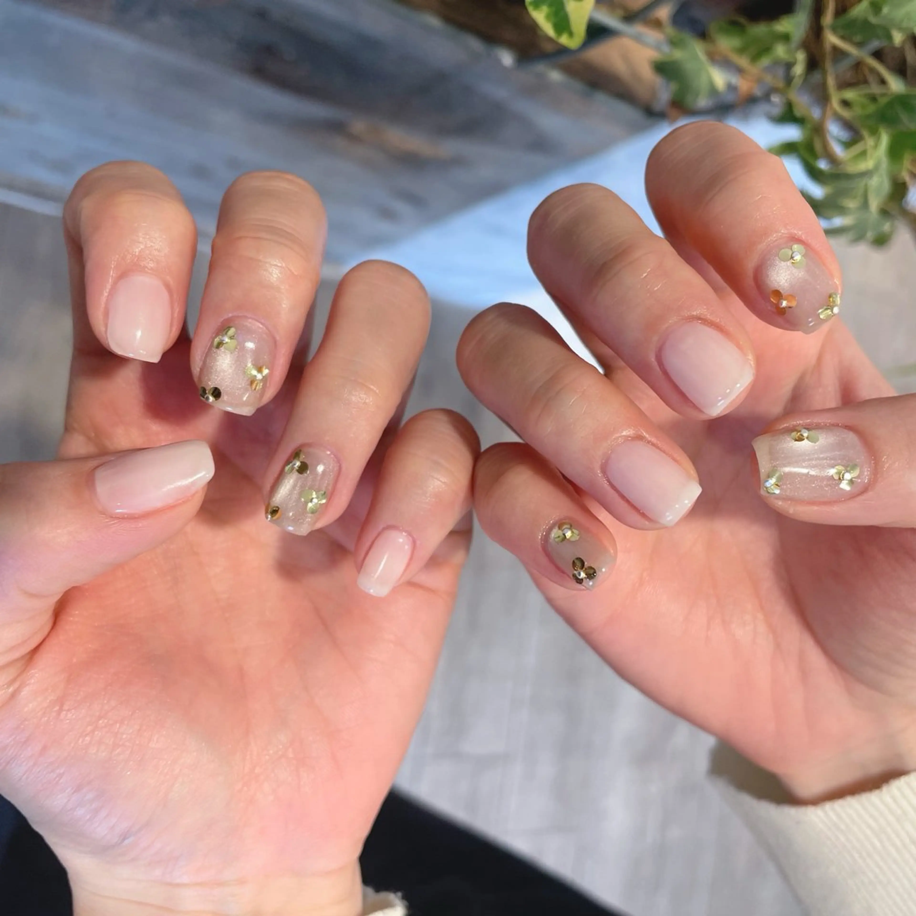 ネイル アートネイル フラワーネイル ワンカラーネイル ハンドネイル CITRON🍊 HARUKAのネイルデザイン