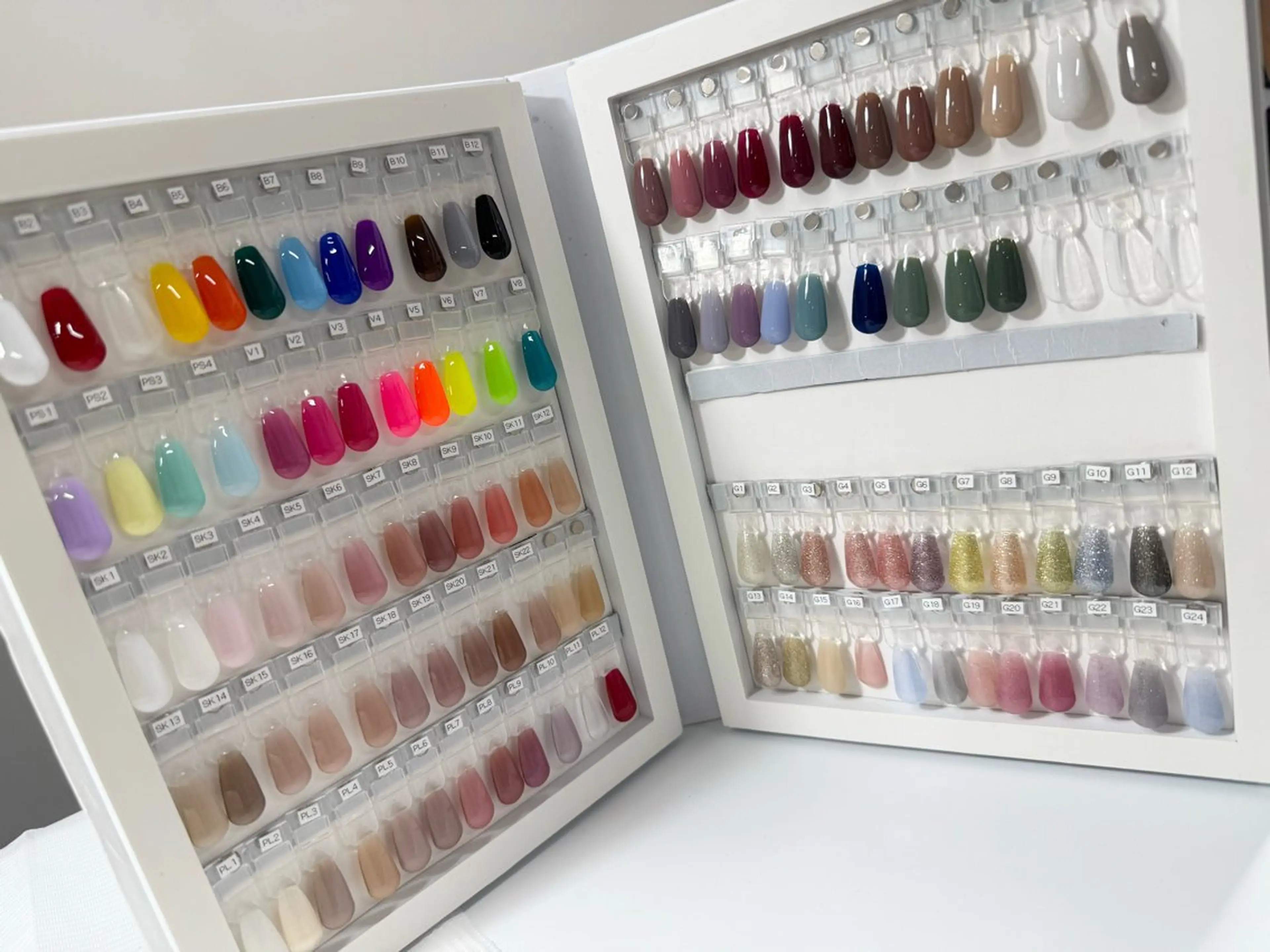 ネイル ラメ(グリッター) オフィスネイル nail mor.-ネイルモア-岐阜店所属・nail mor. 岐阜店　ありさのネイルデザイン