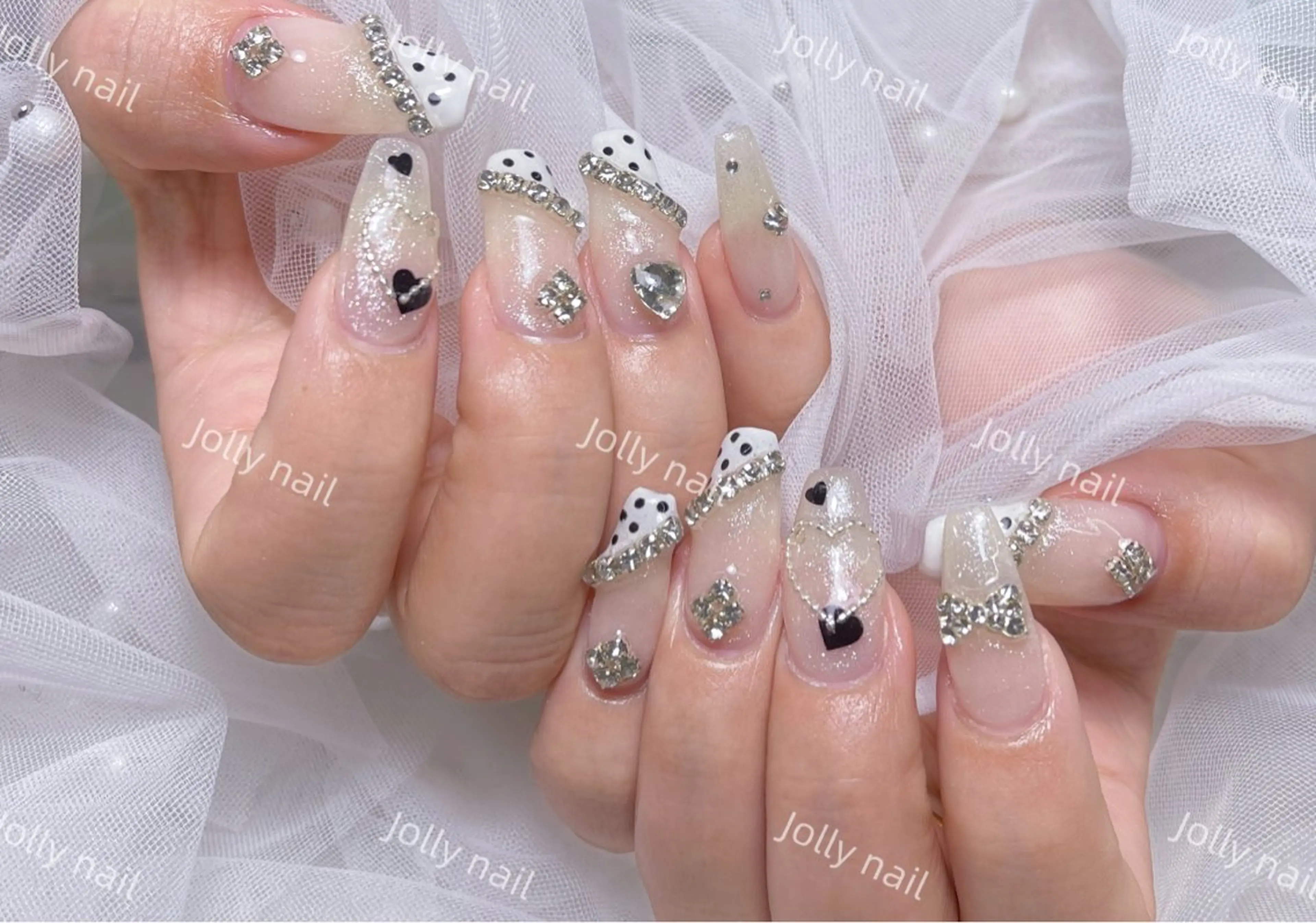 ネイル Jolly Nail Salon ジェル&長さ出し専門所属・ア ヤのネイルデザイン