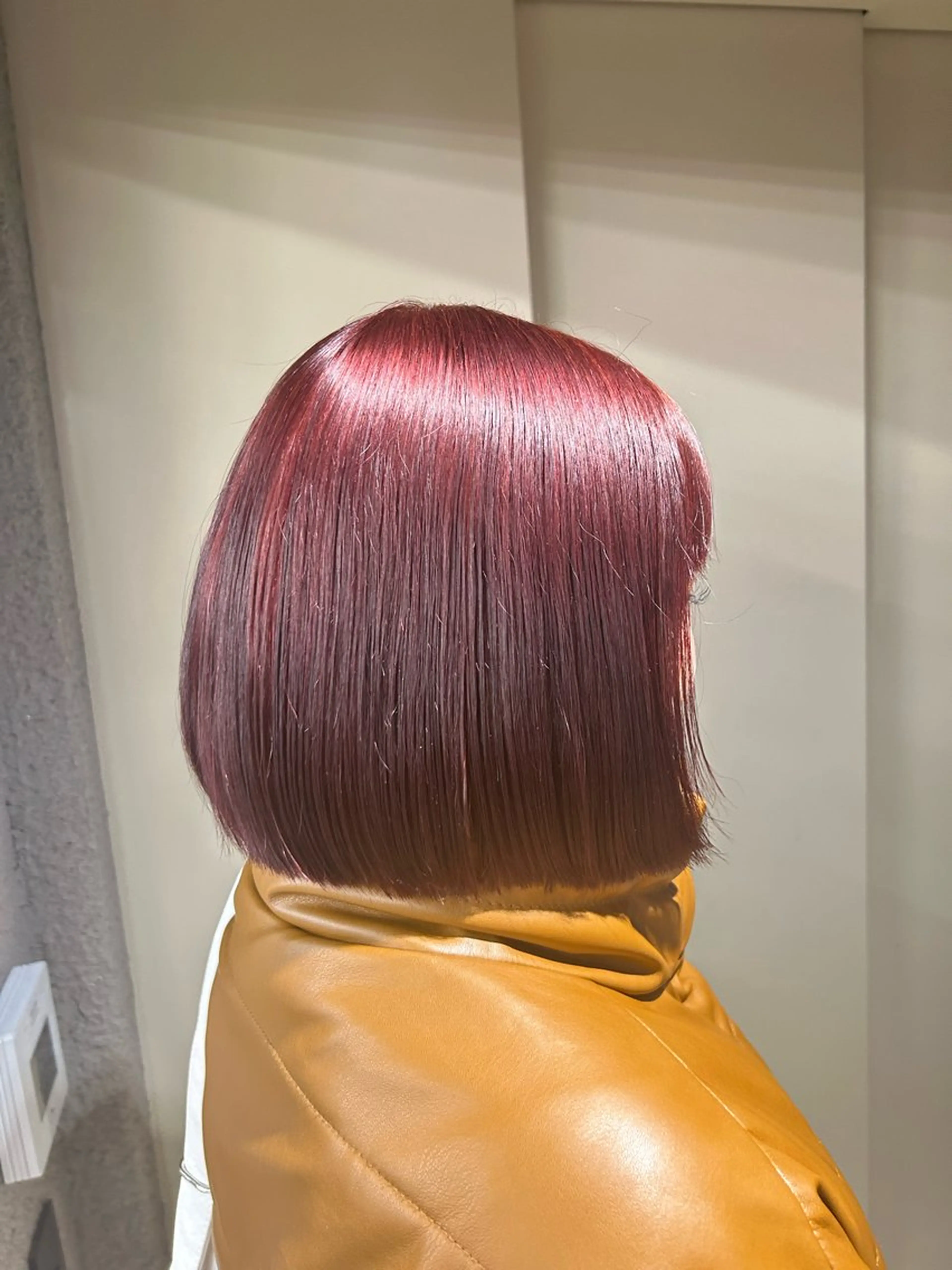 カラー ブリーチ ダブルカラー ブリーチなしカラー レッドカラー PELE Nagomiのヘアスタイル