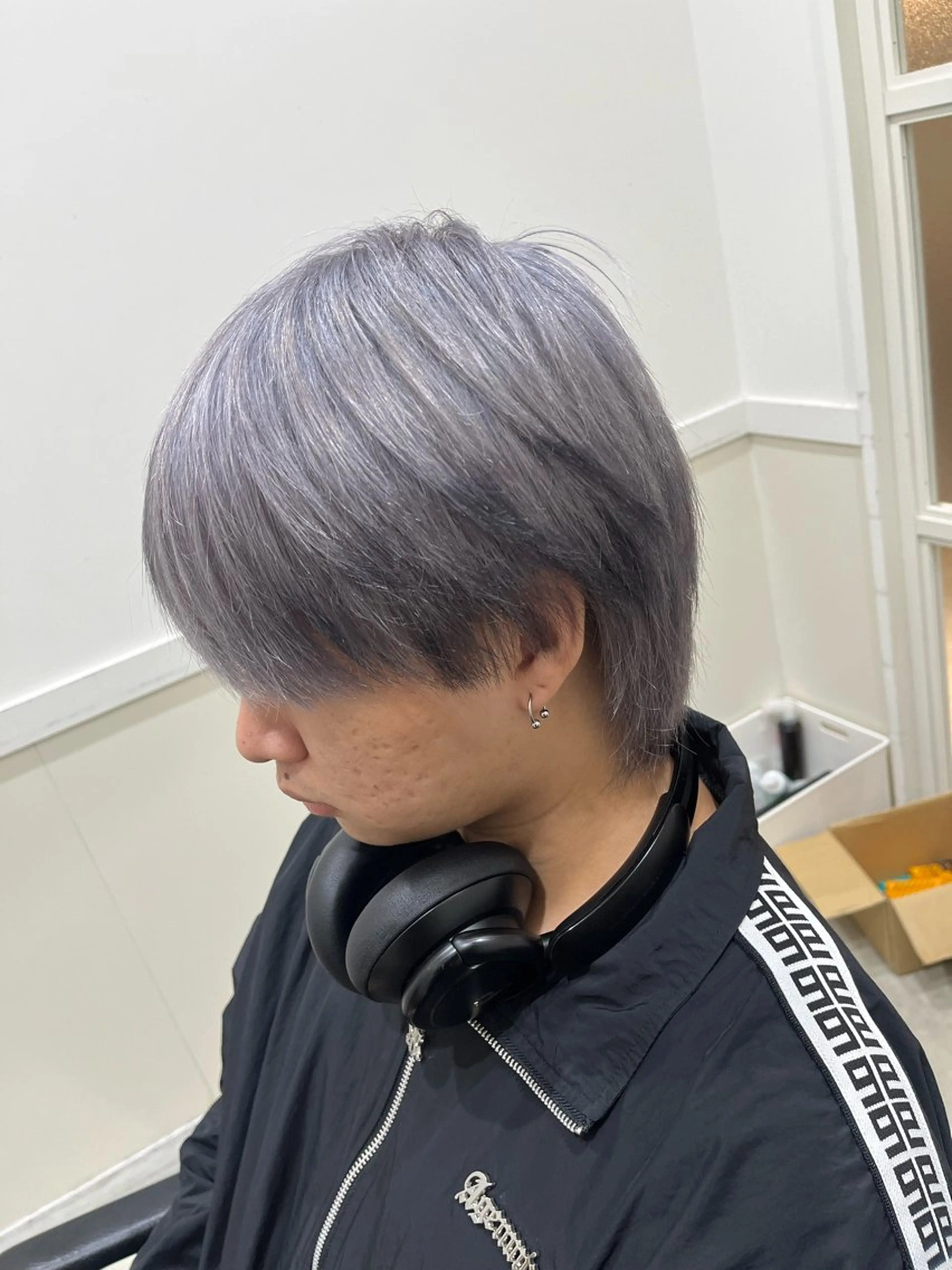 カラー メンズ ヘアカラー トリートメント ハイトーンカラー 🦄レイヤーカットのヘアスタイル