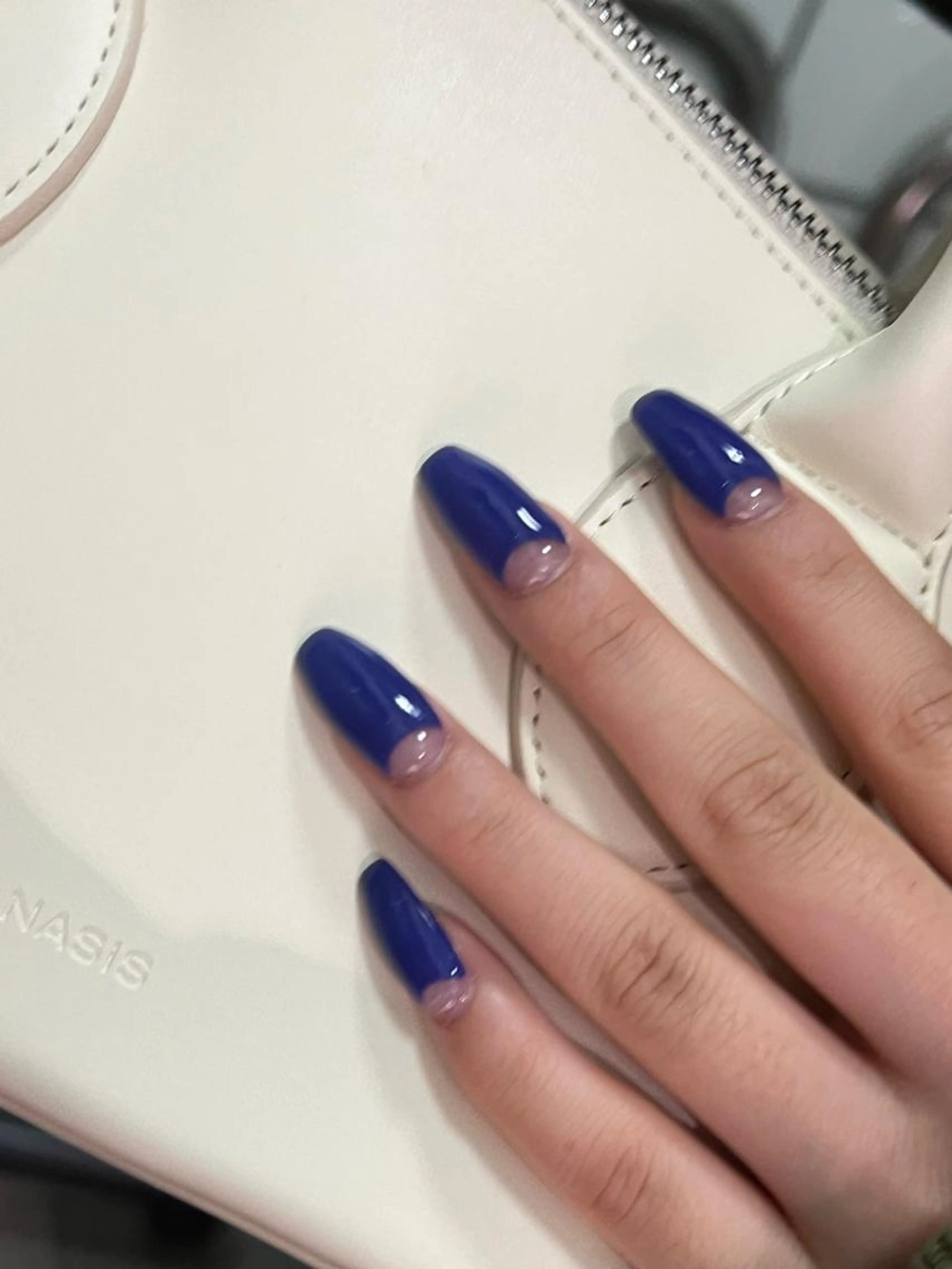 【長さだし:シンプルデザイン】(マグネット・ミラー・オーロラ・フレンチ・グラデーション)の写真