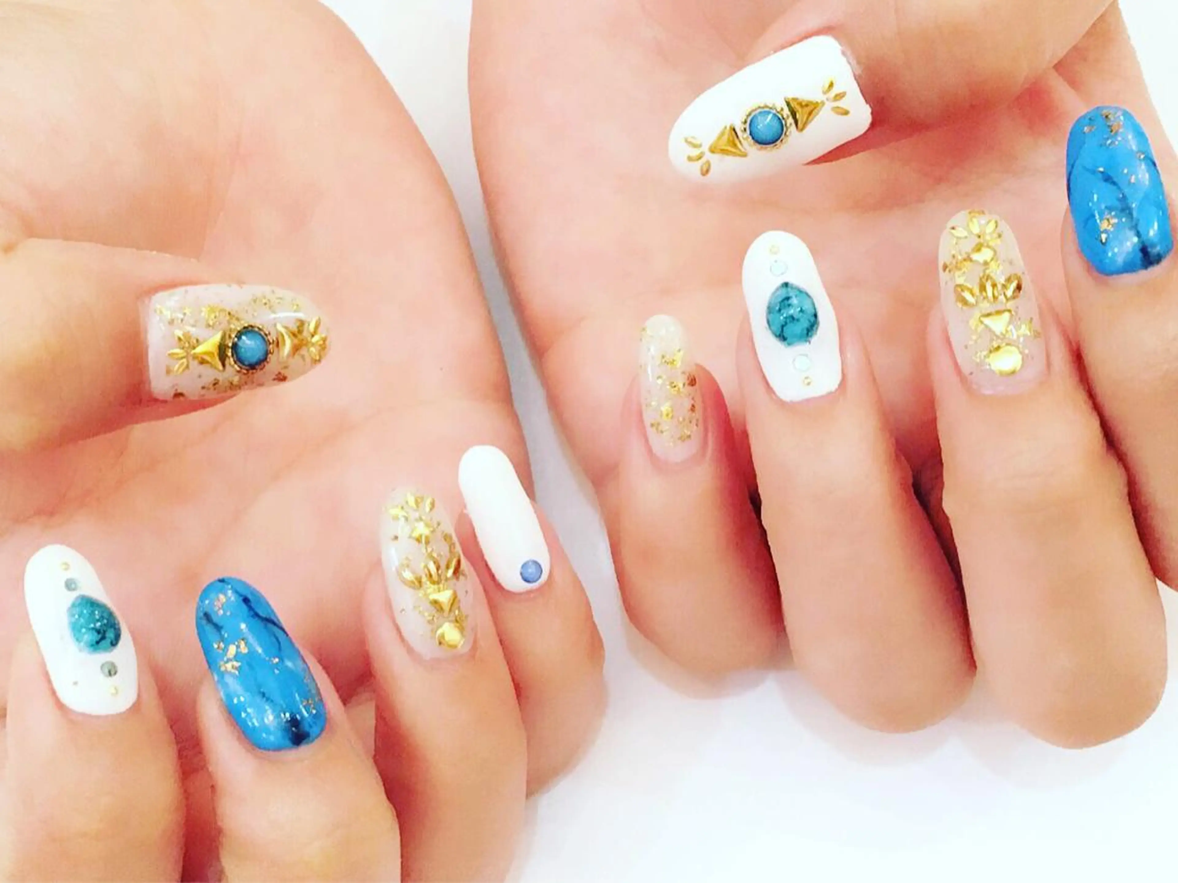 ミディアム カラー パーマ ヘアアレンジ メンズ キッズ ネイル マツエク・マツパ NAILSGOGO shibuyaのネイルデザイン