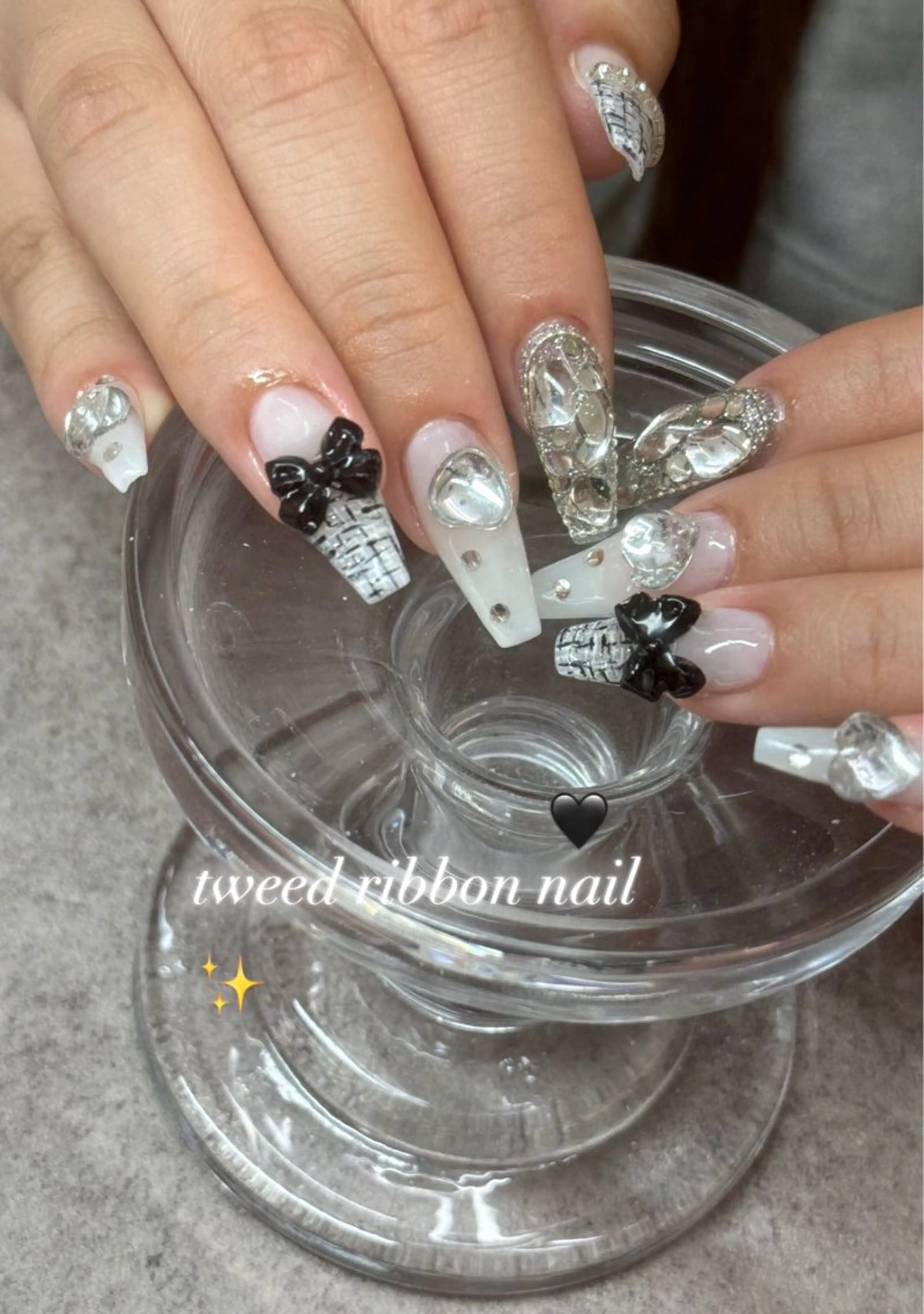 ネイル salon bell （NOA）♡ྀིのネイルデザイン