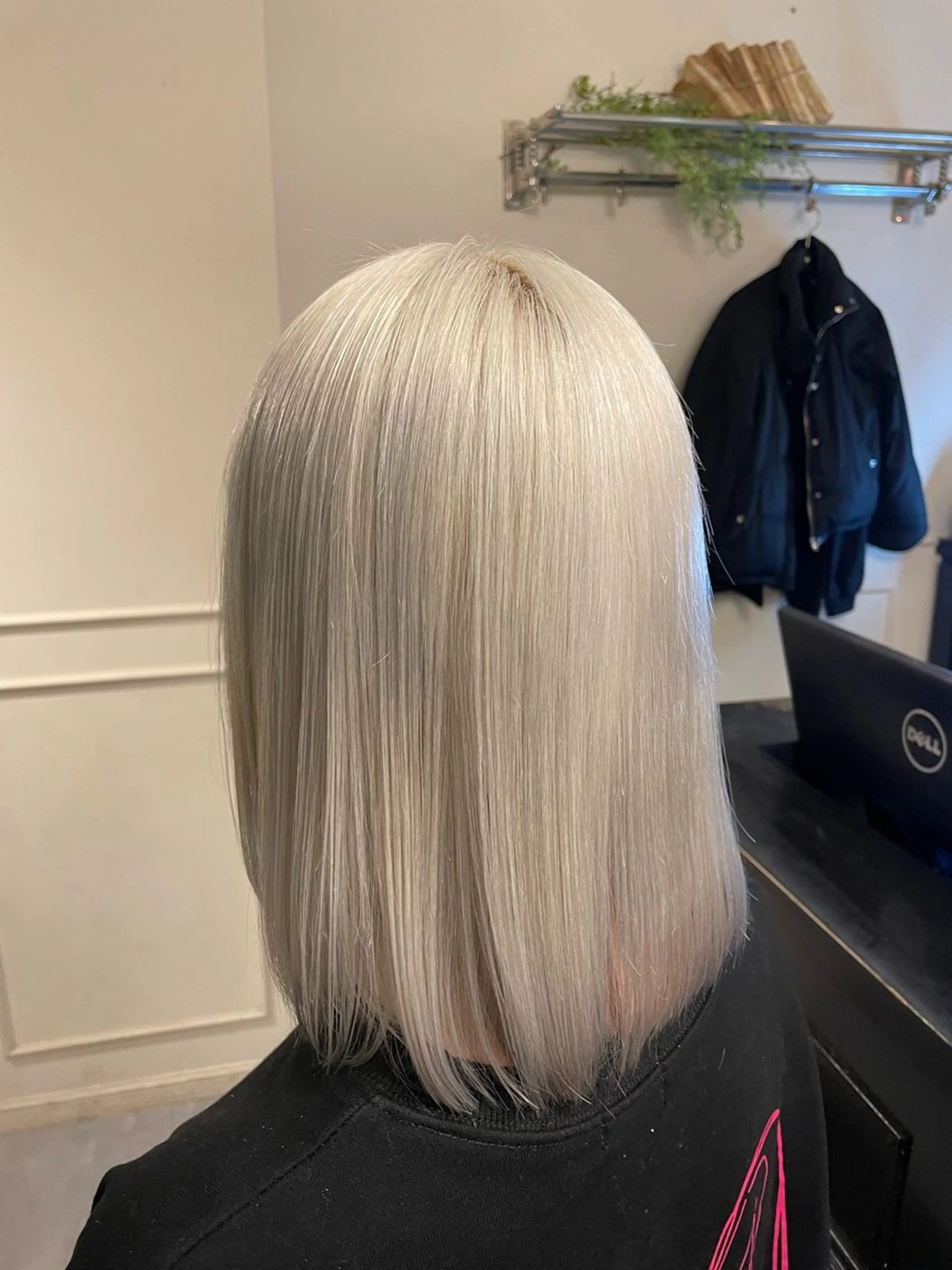 ミディアム カラー ヘアカラー rin🩰ハイトーン /レディースパーマのヘアスタイル