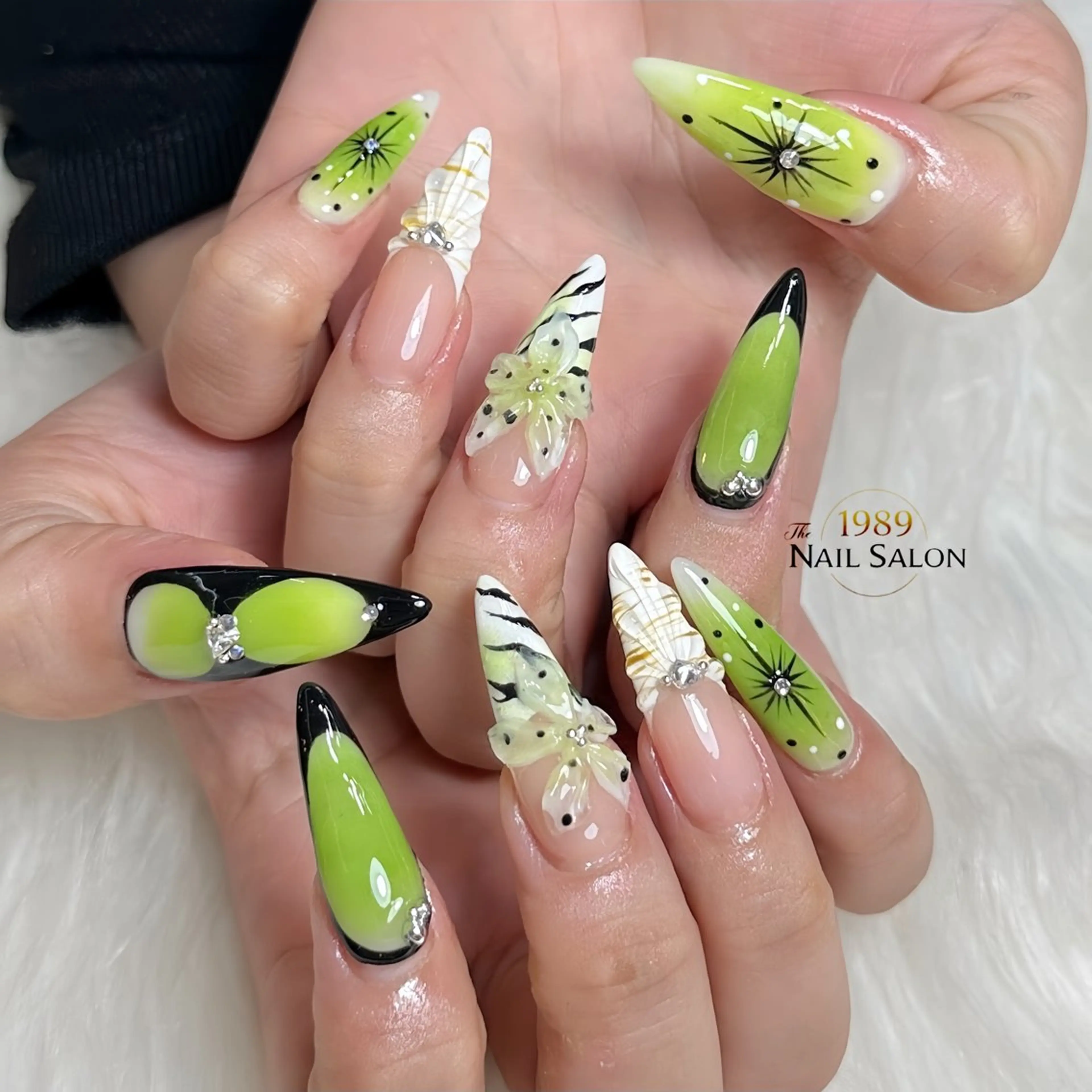 ネイル ハンドネイル The 1989 Nail Salonのネイルデザイン