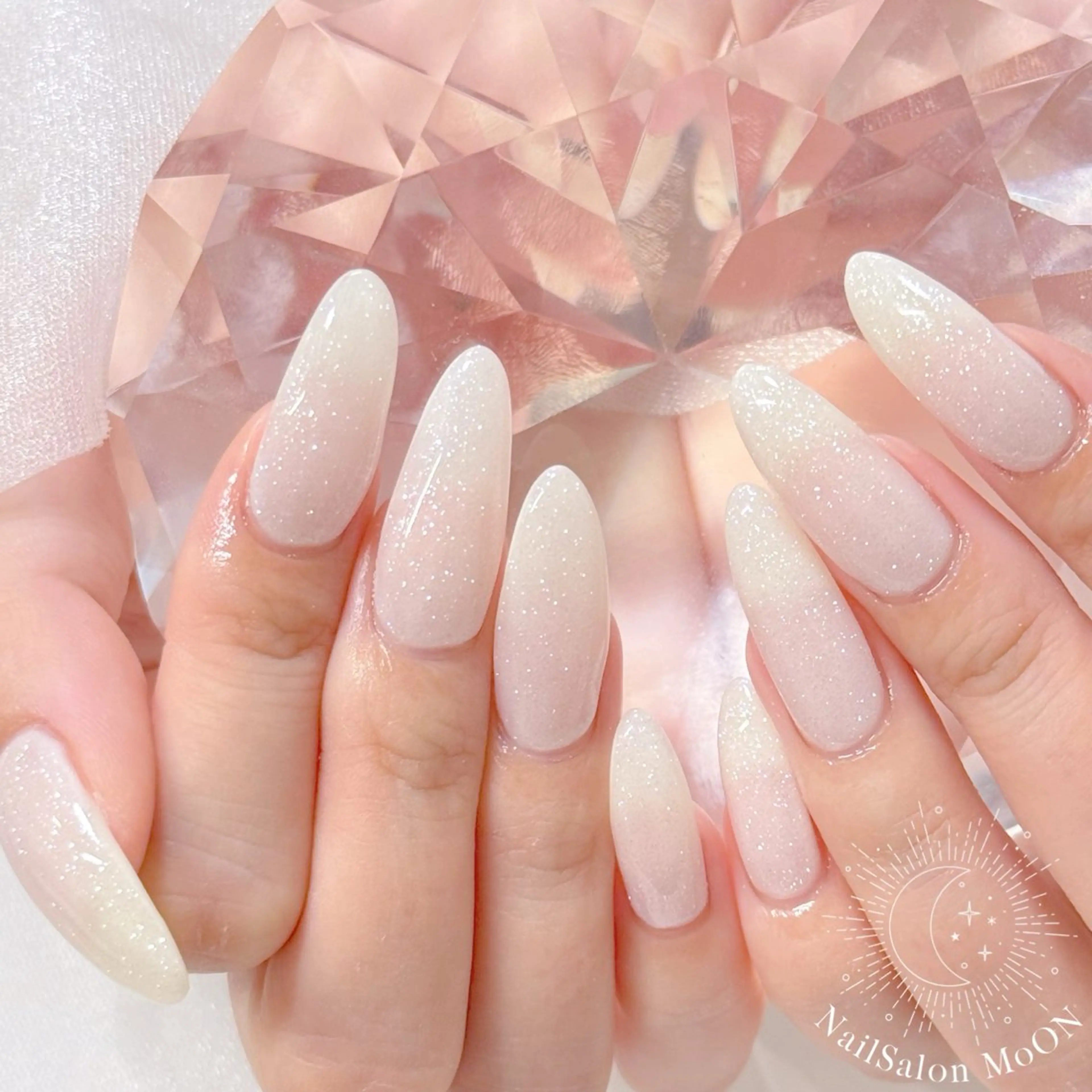 ネイル ラメ(グリッター) ハンドネイル ハンドケア MoON...❤︎ MeGuのネイルデザイン