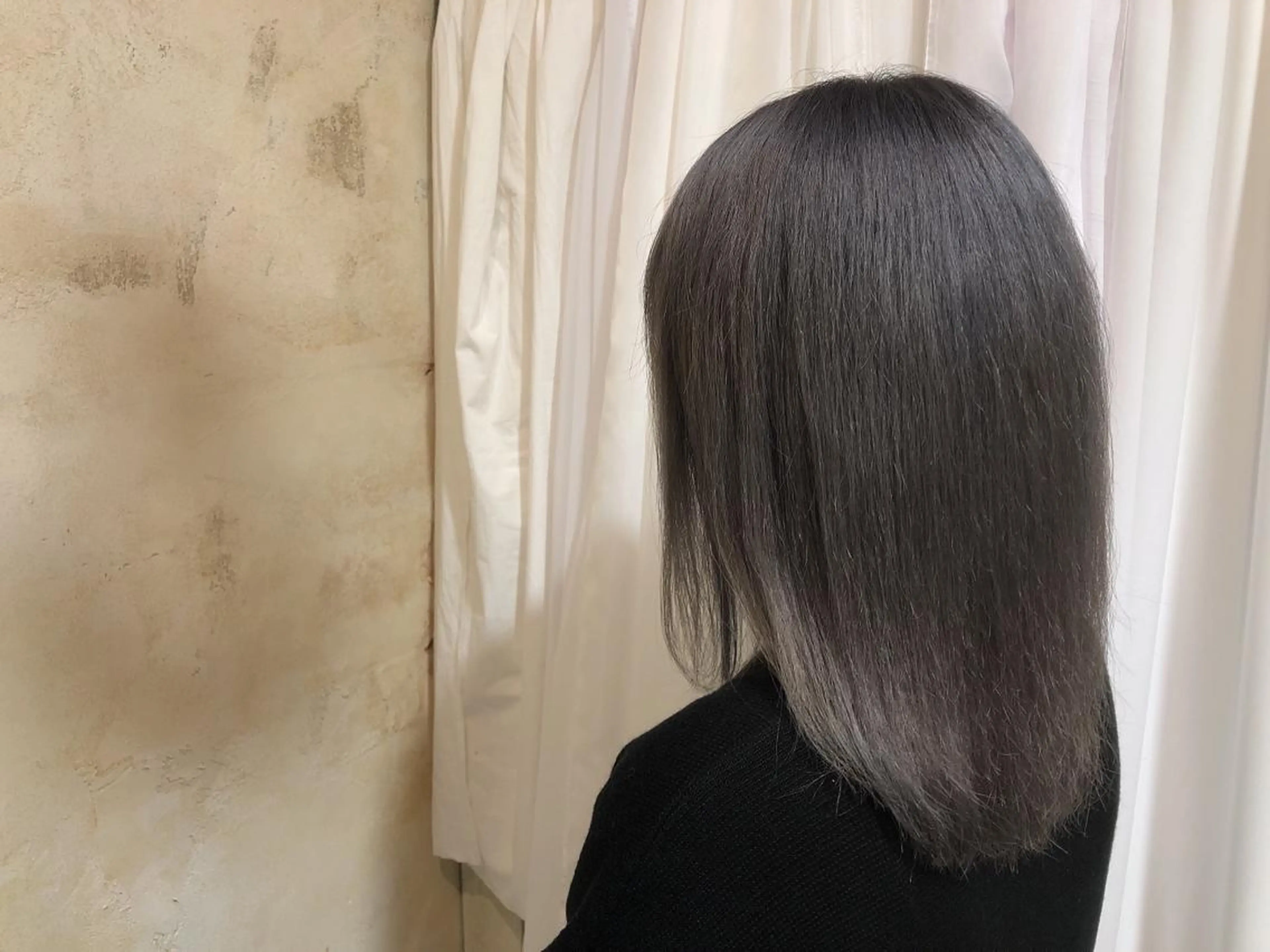 カラー アッシュ ブリーチ ハイトーンカラー ラベンダーカラー ラベンダーアッシュ パ ルのヘアスタイル