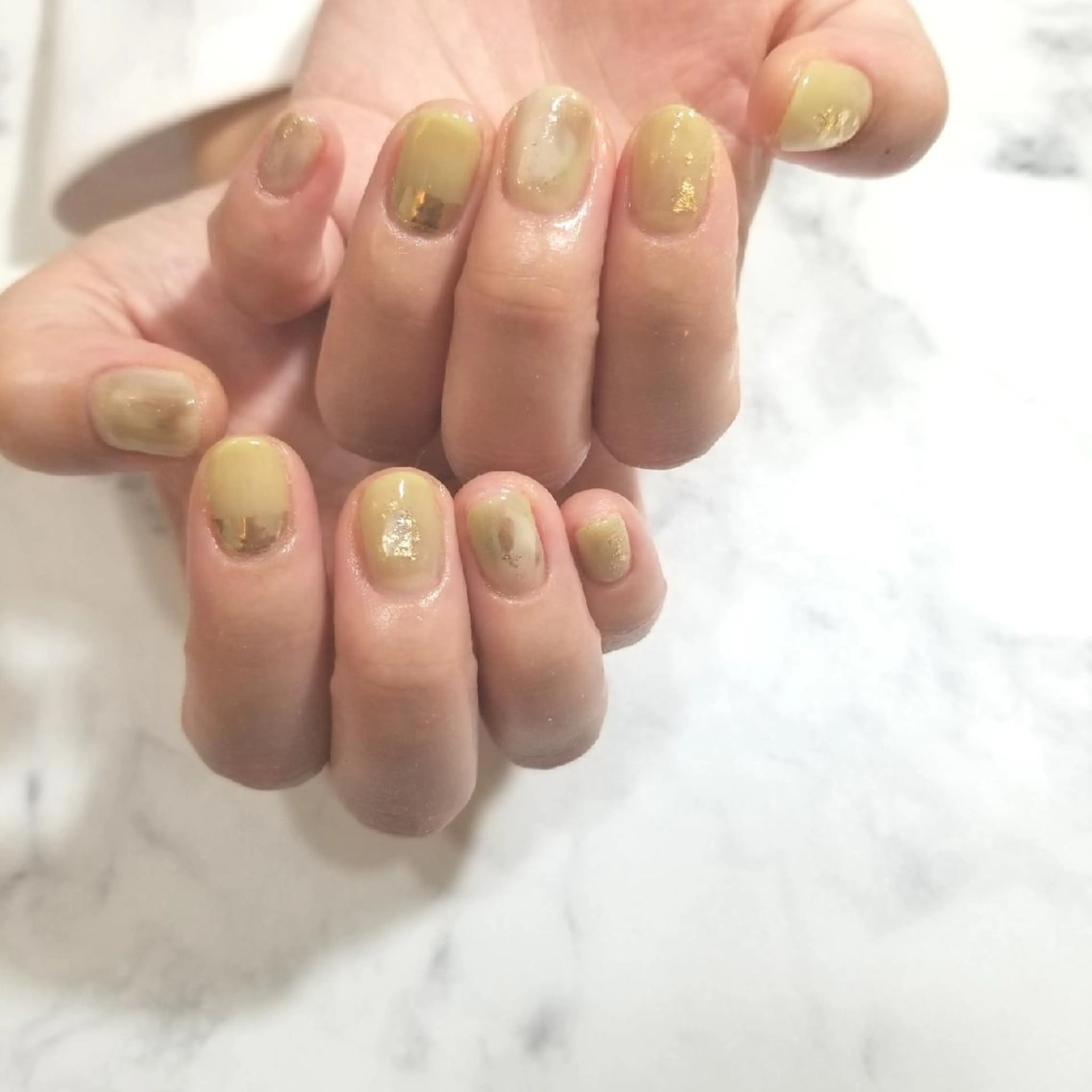 ネイル ニュアンスネイル ピスタチオネイル ハンドネイル nailatelier nijiiro.所属・nijiiro🌈 サトウのネイルデザイン