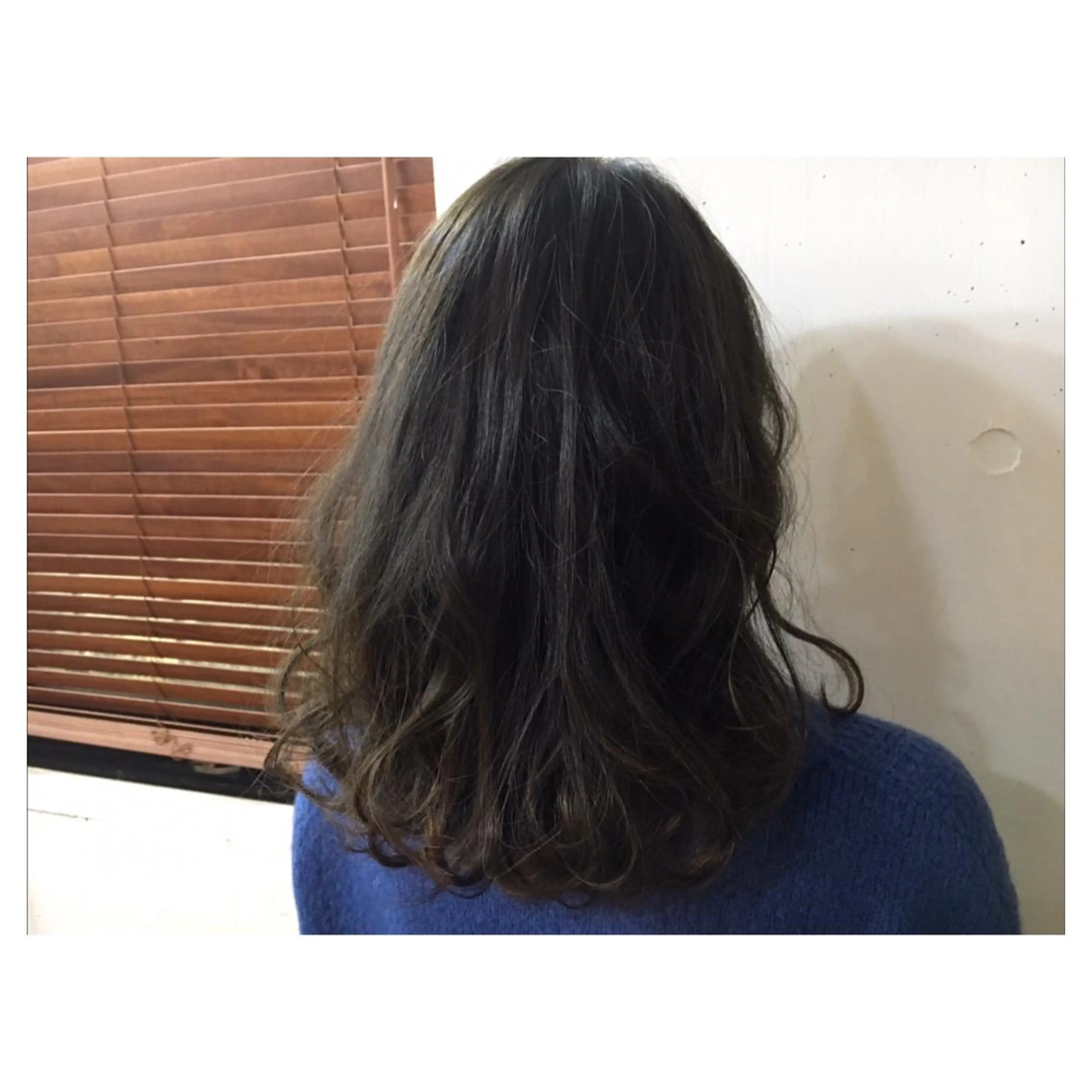 ミディアム セミロング 牛山 静香のマツエク・マツパデザイン